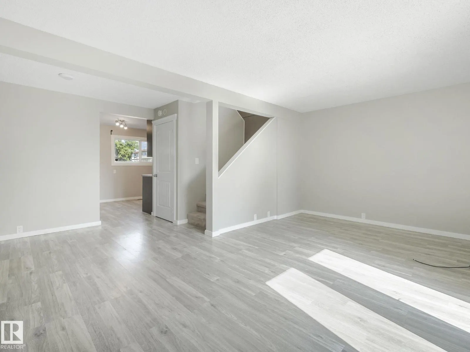 1376 LAKEWOOD RD NW