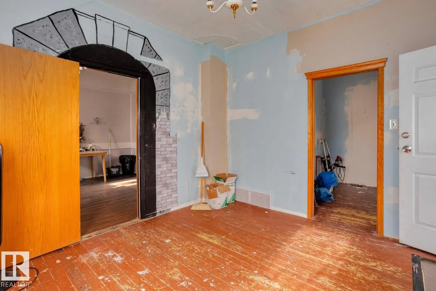 12116 48 ST NW