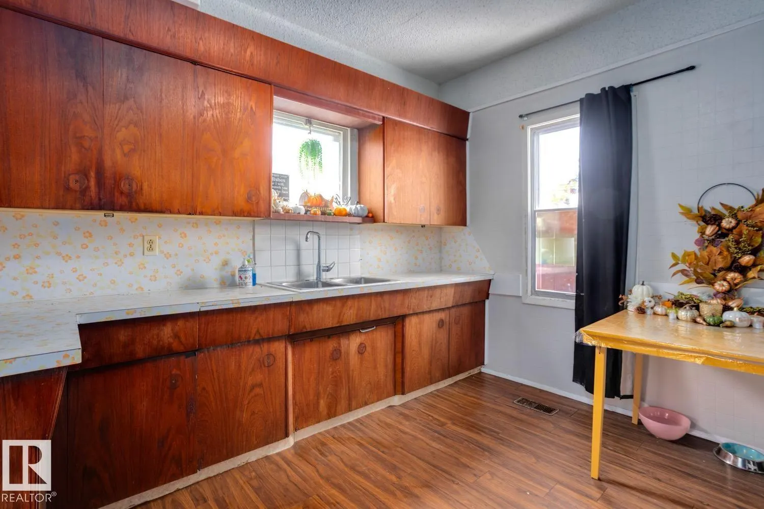12116 48 ST NW