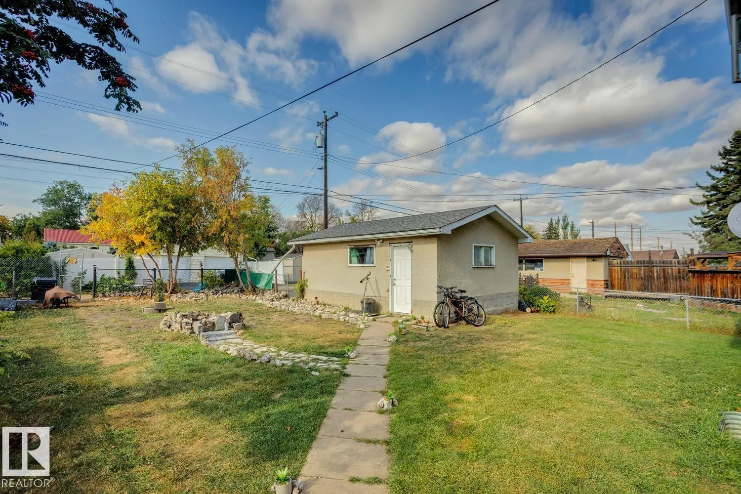 12116 48 ST NW