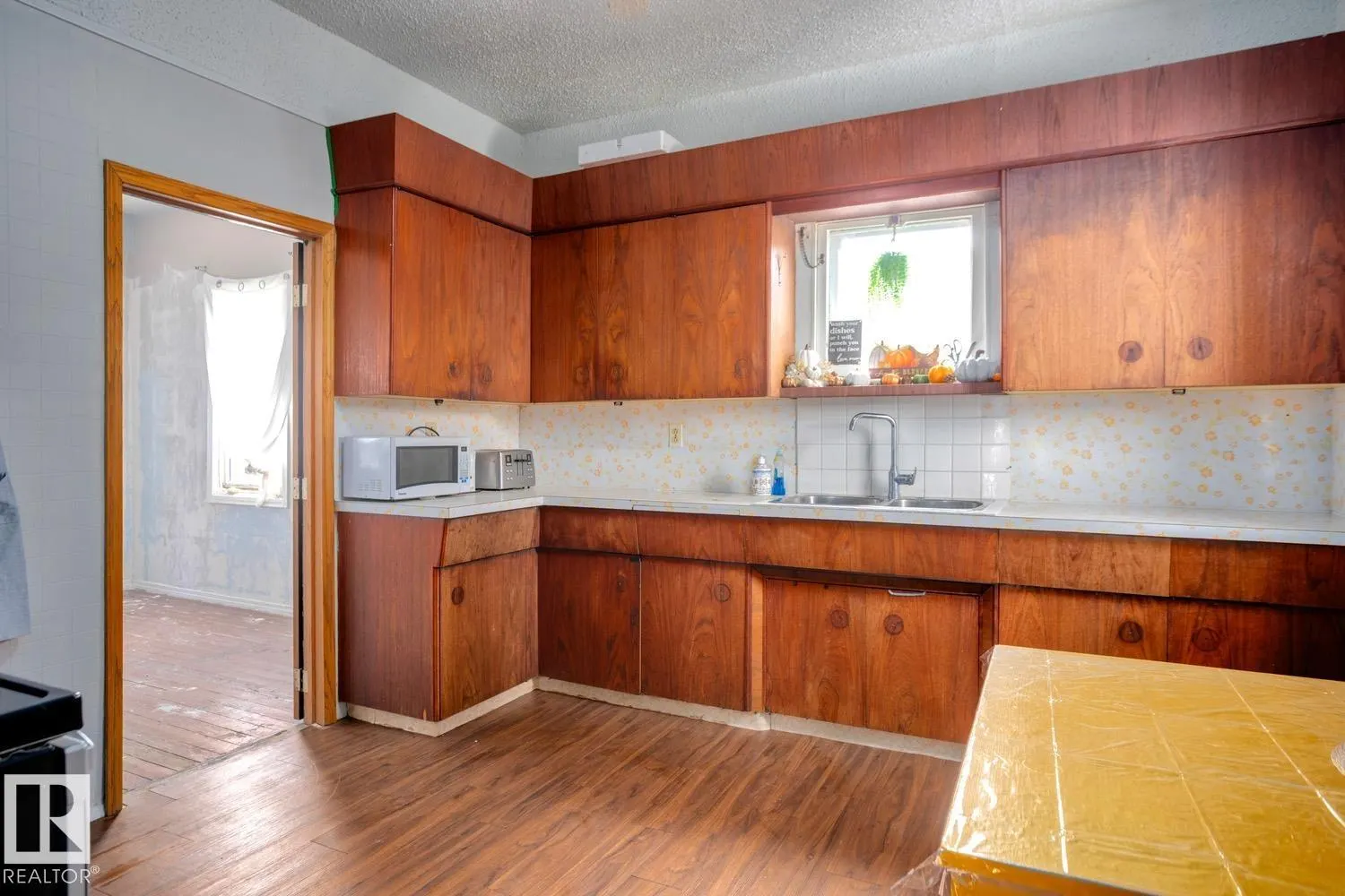12116 48 ST NW
