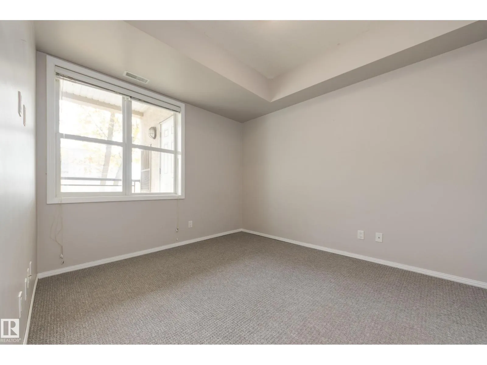#202 10503 98 AV NW