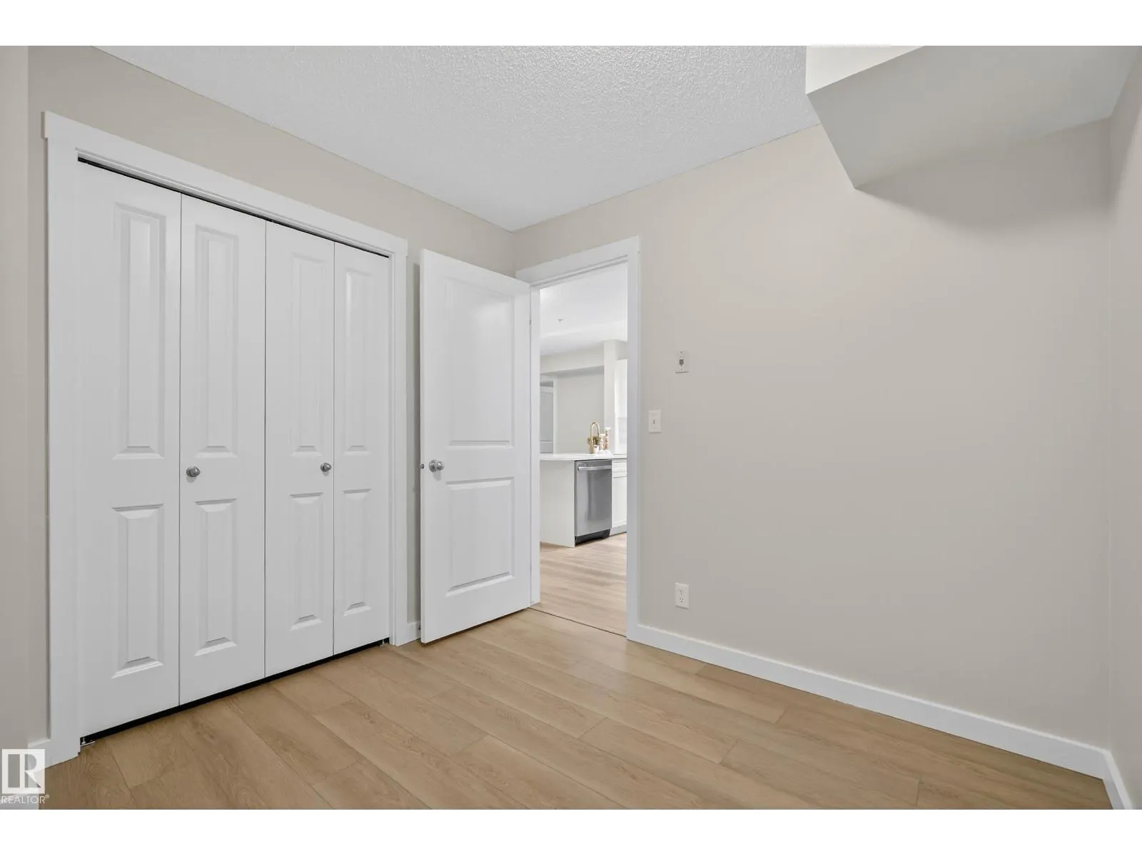 #109 5804 MULLEN PL NW