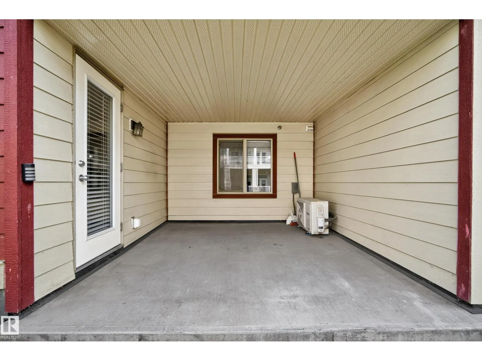 #109 5804 MULLEN PL NW
