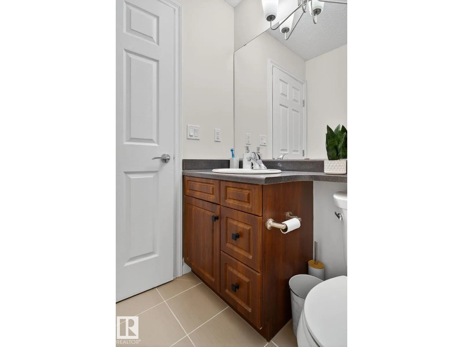 6835 Cardinal LI SW SW