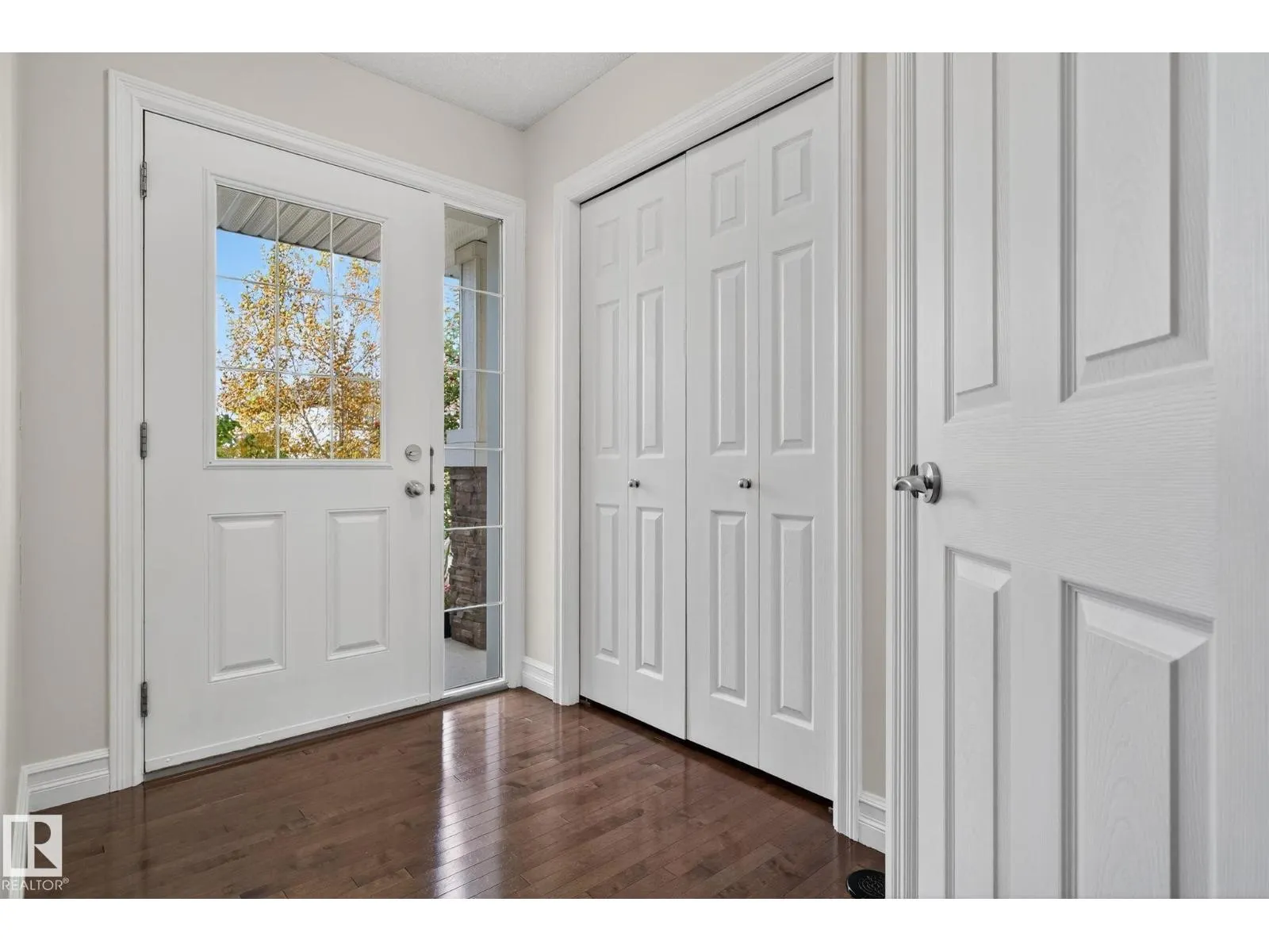 6835 Cardinal LI SW SW