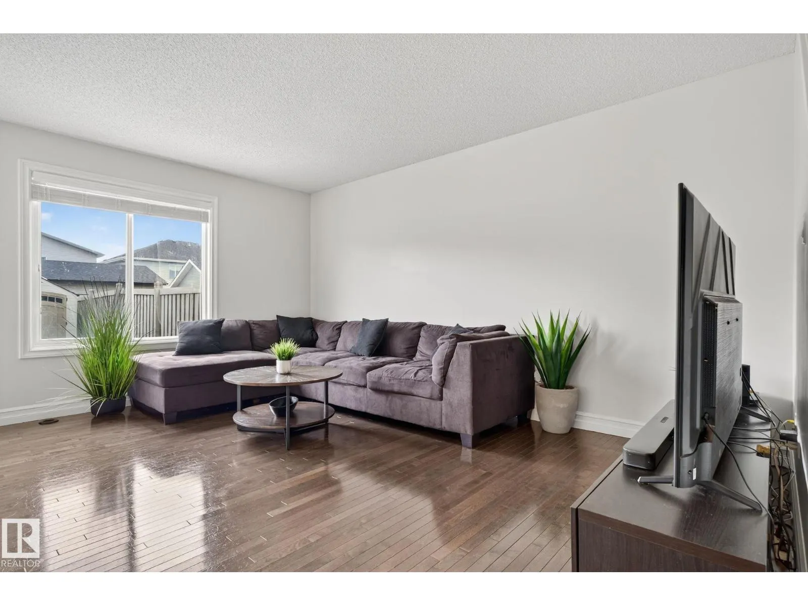 6835 Cardinal LI SW SW