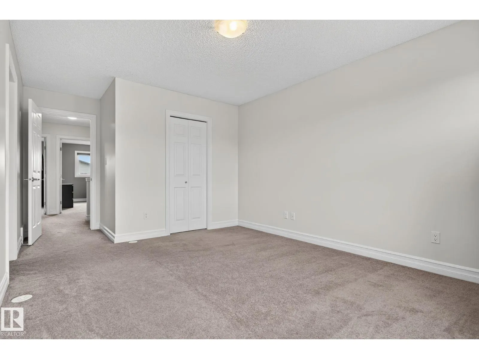 6835 Cardinal LI SW SW