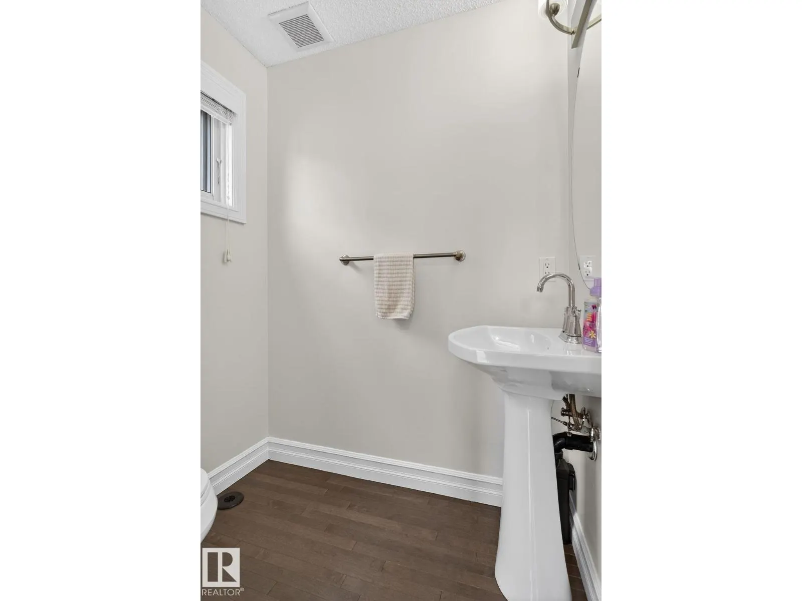 6835 Cardinal LI SW SW