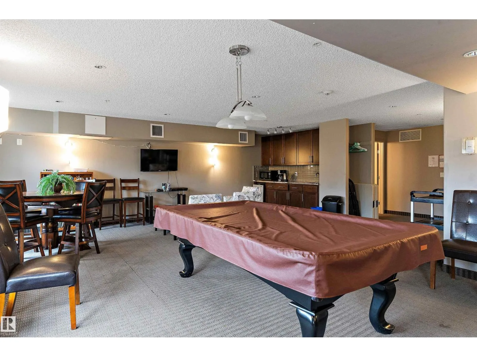 #238 6076 SCHONSEE WY NW NW