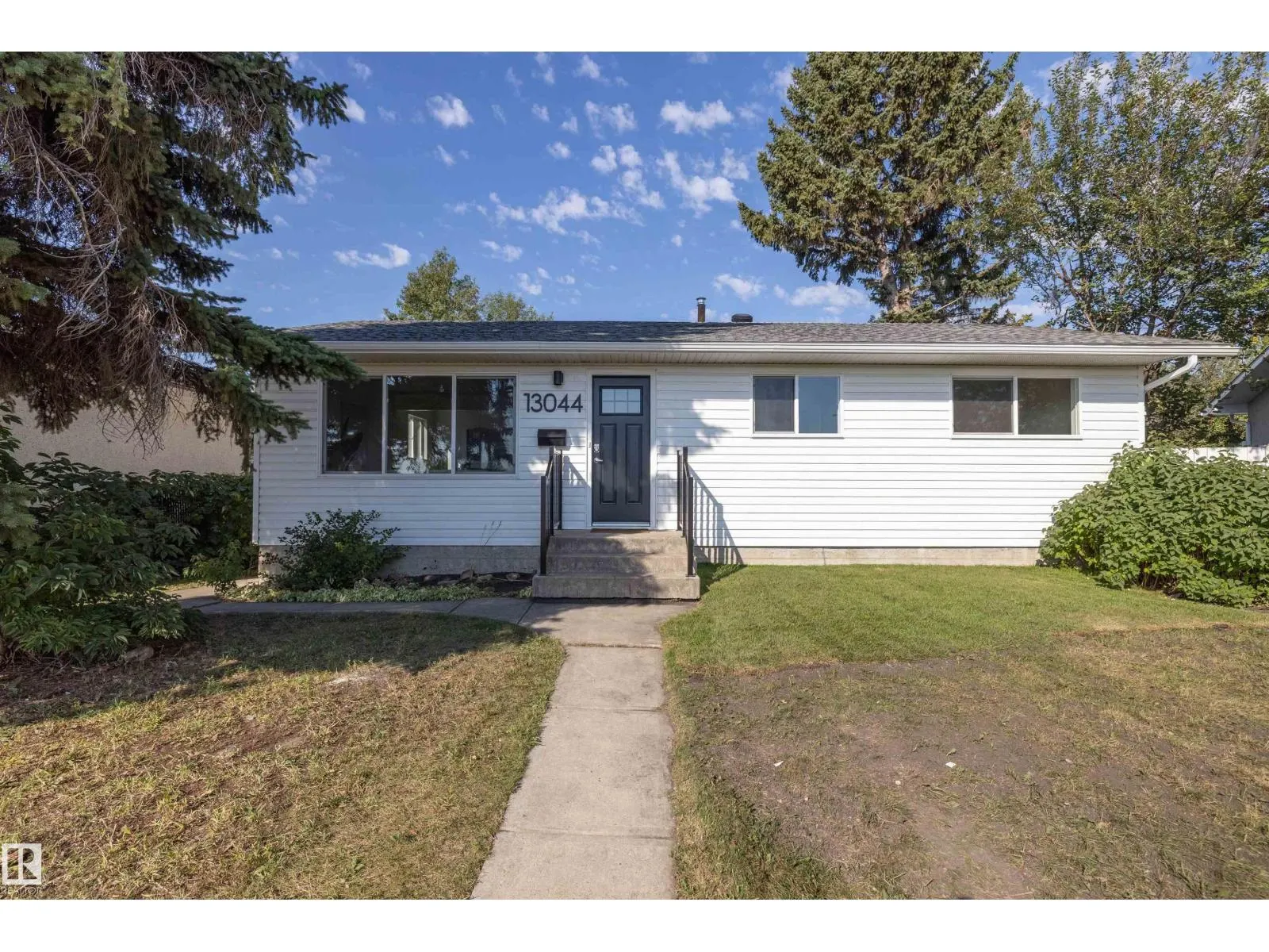 13044 78 ST NW