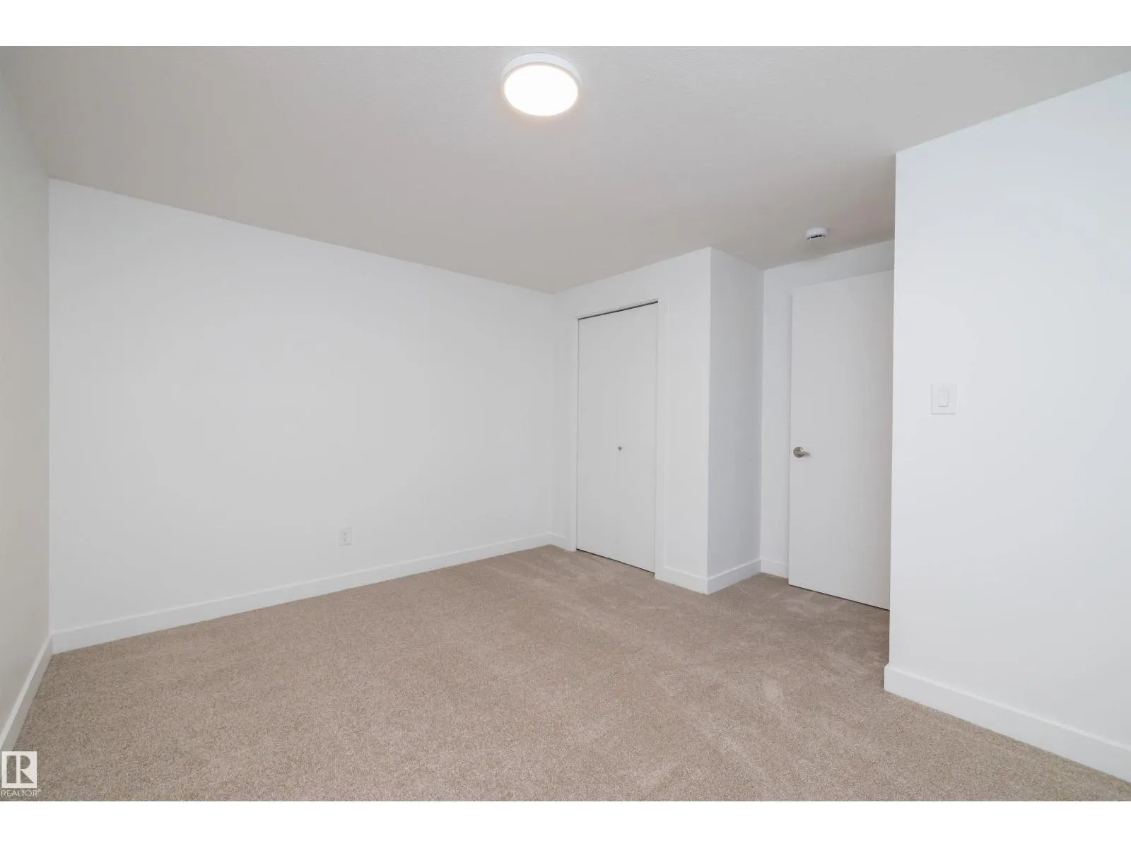 13044 78 ST NW