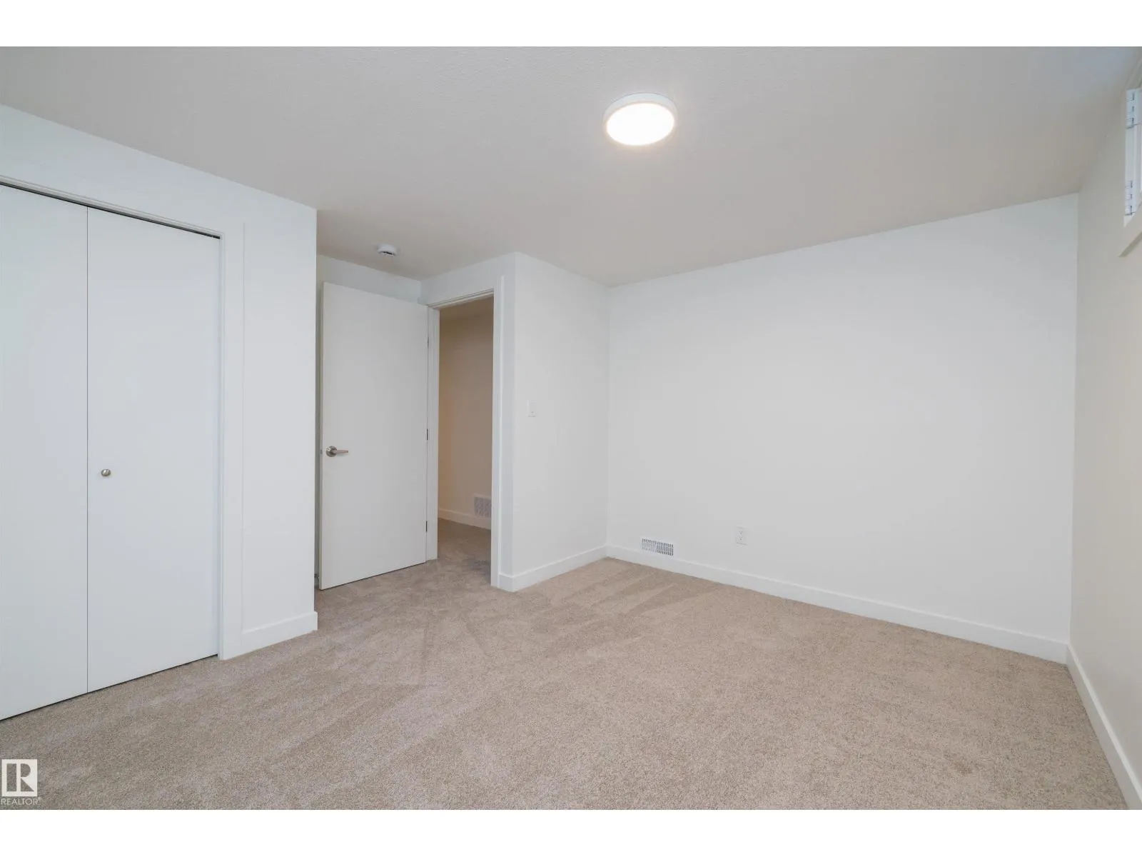 13044 78 ST NW