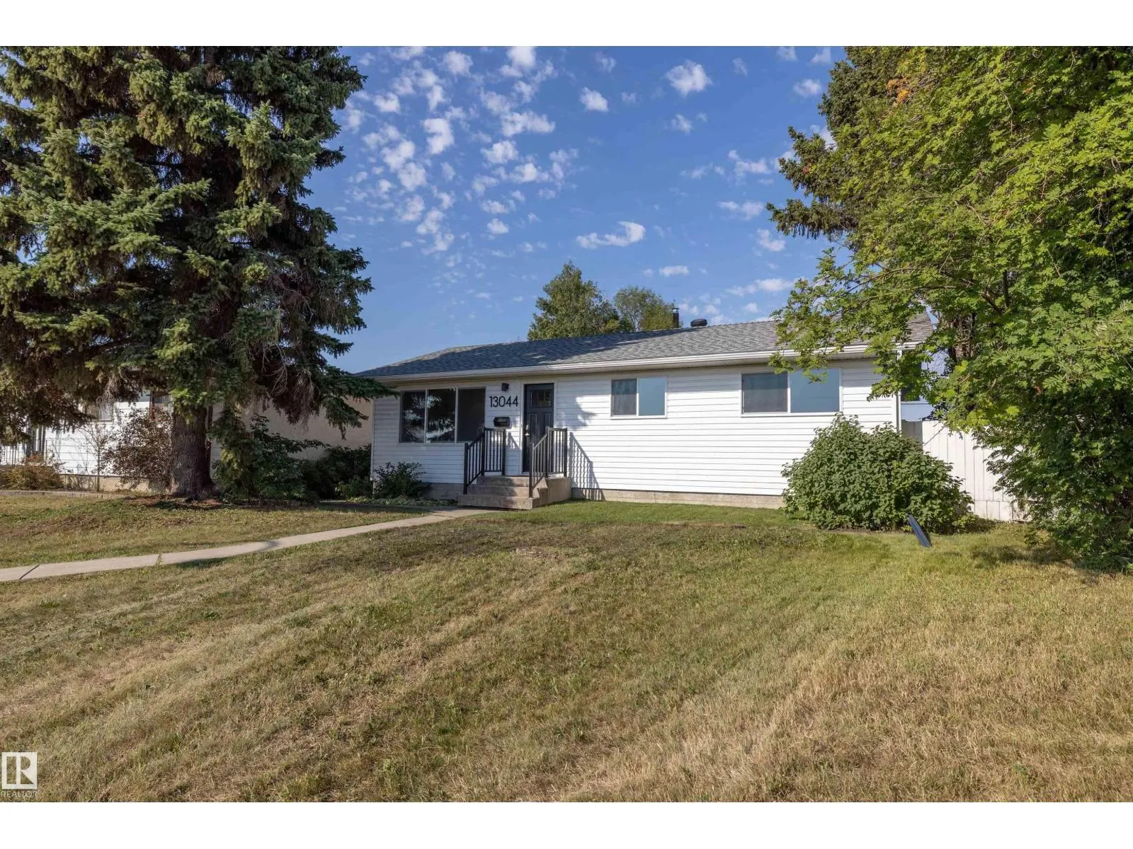 13044 78 ST NW