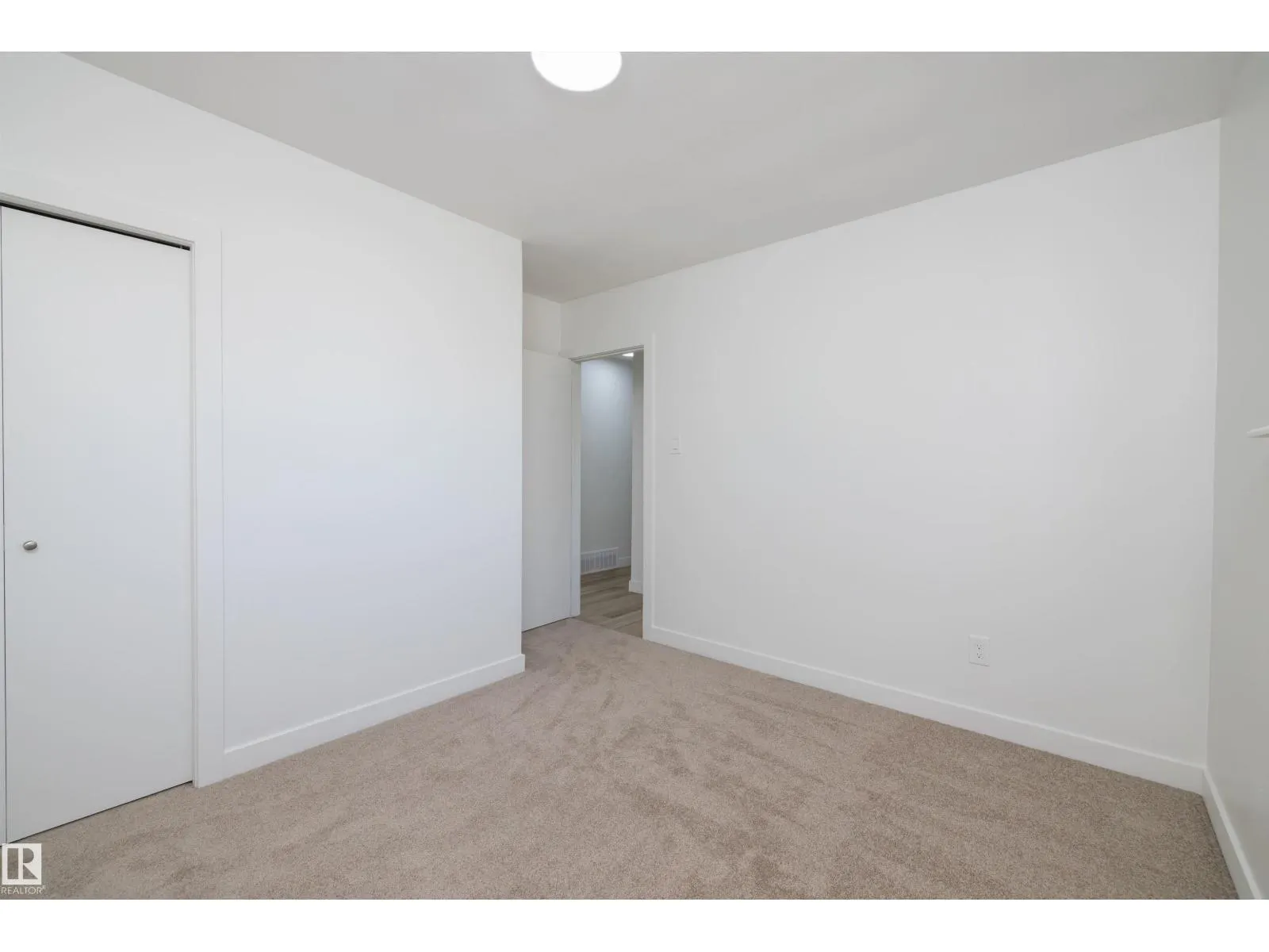 13044 78 ST NW