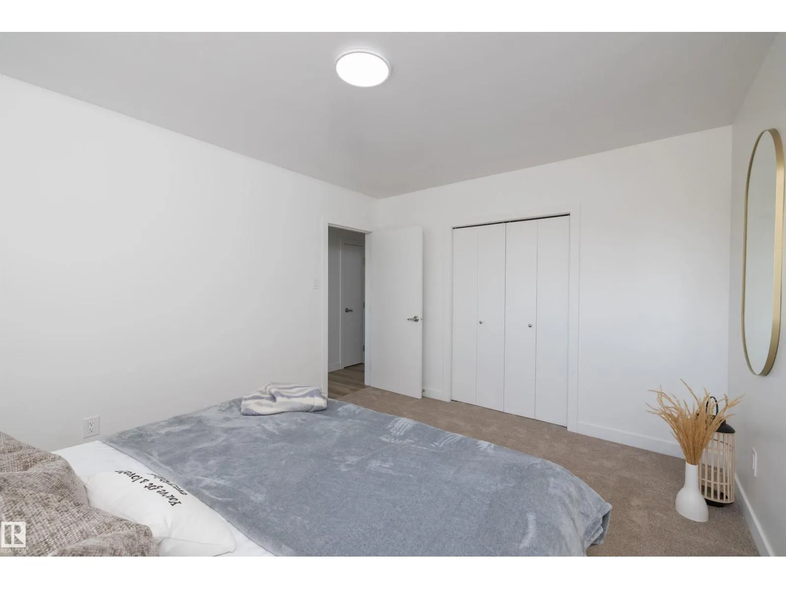13044 78 ST NW