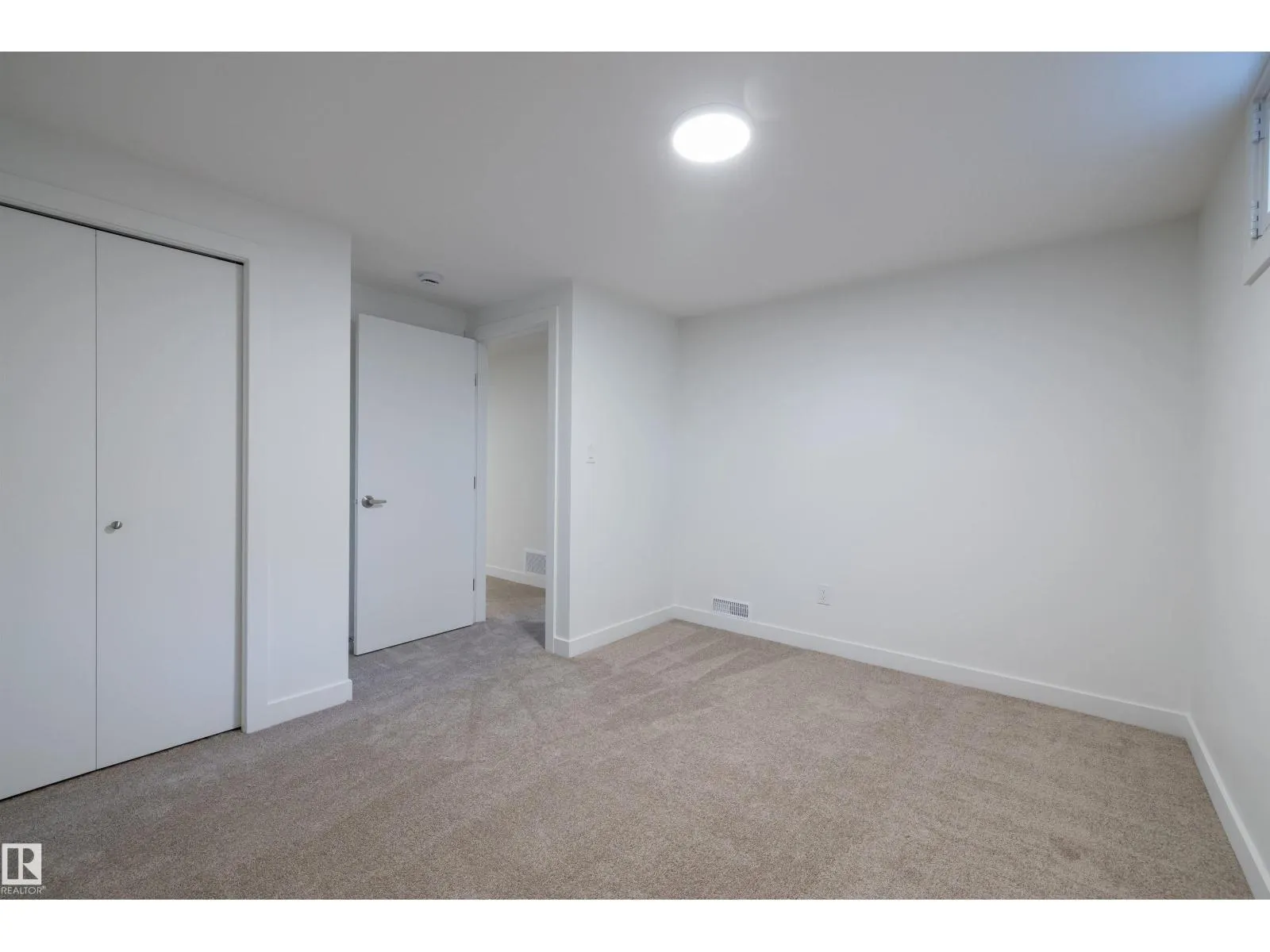 13044 78 ST NW
