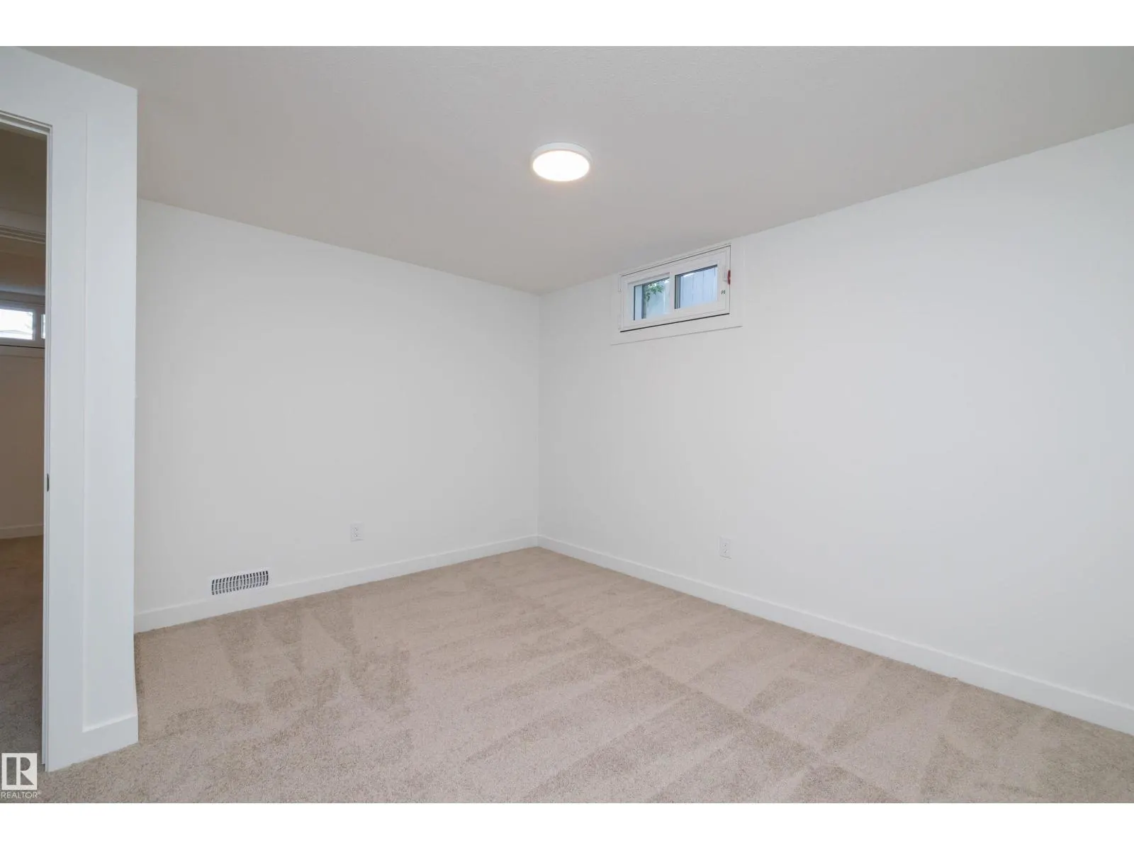 13044 78 ST NW