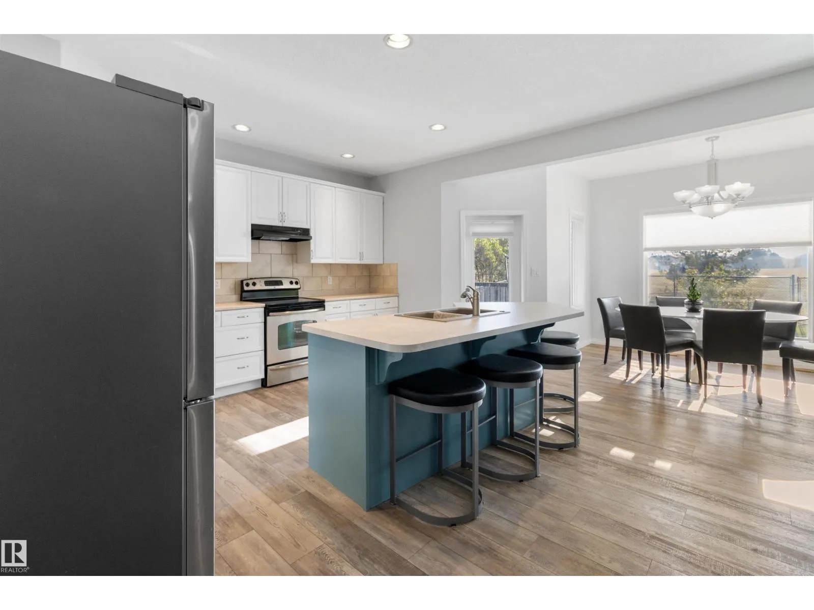 30 BIRCHMONT DR