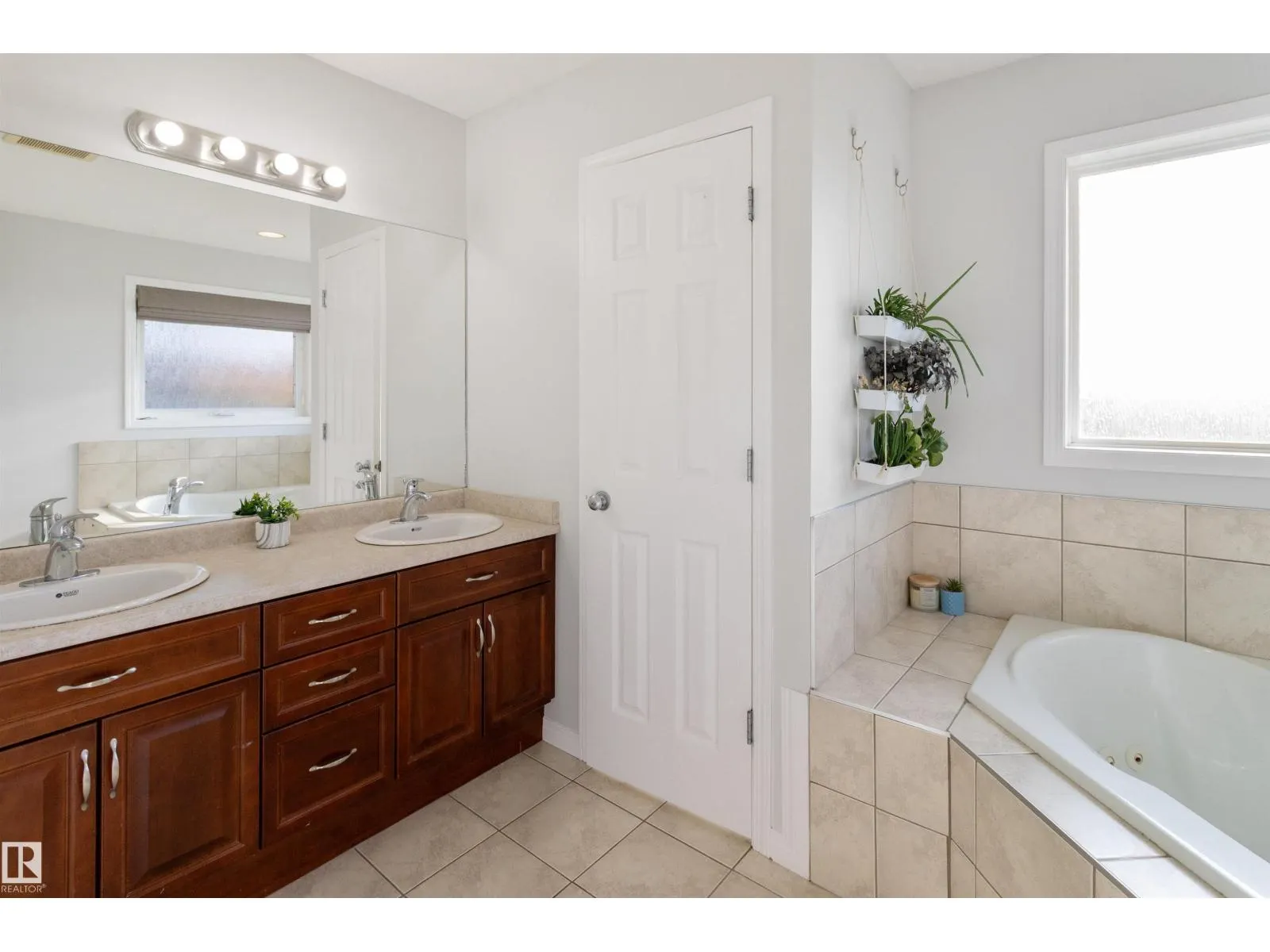 30 BIRCHMONT DR