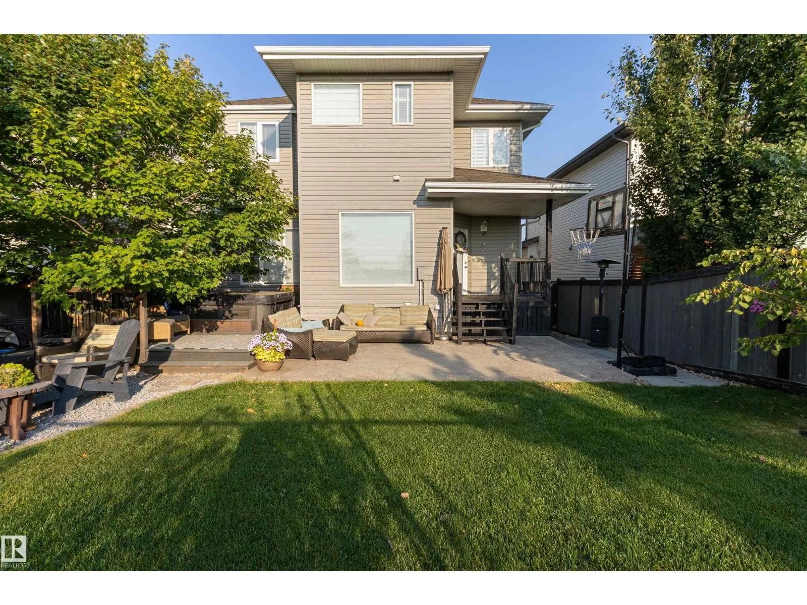 30 BIRCHMONT DR