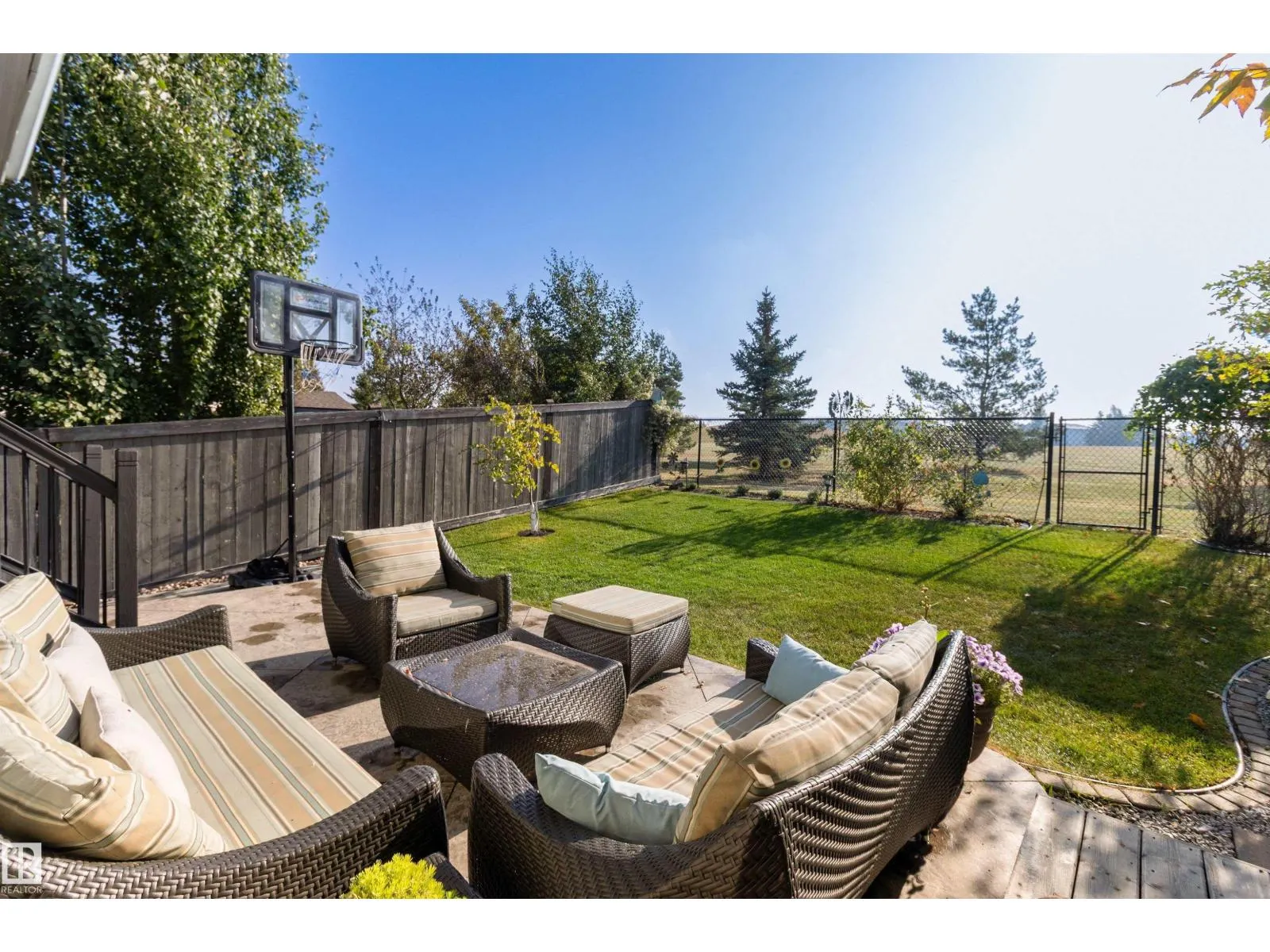 30 BIRCHMONT DR