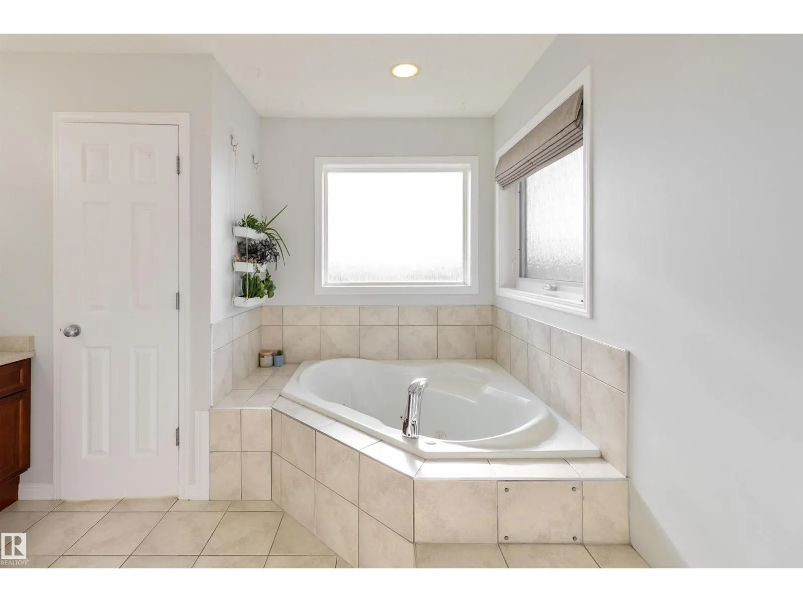 30 BIRCHMONT DR