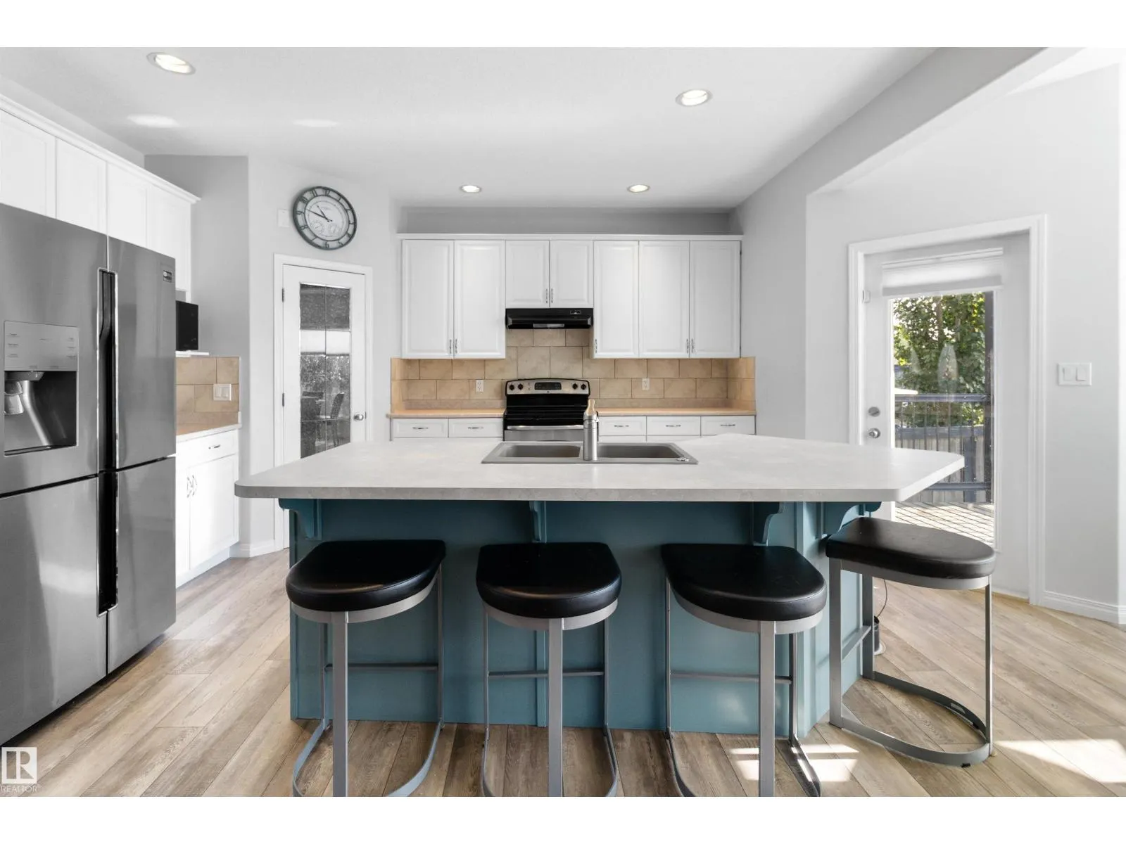 30 BIRCHMONT DR