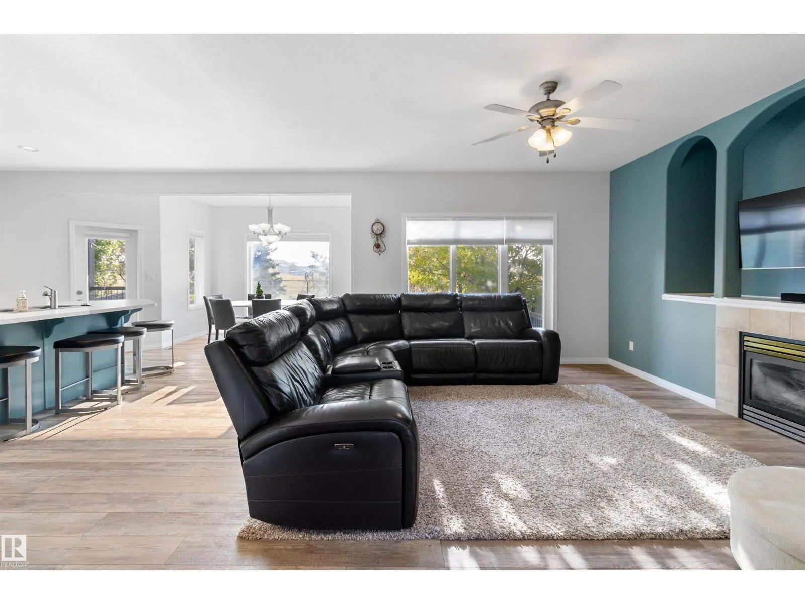 30 BIRCHMONT DR