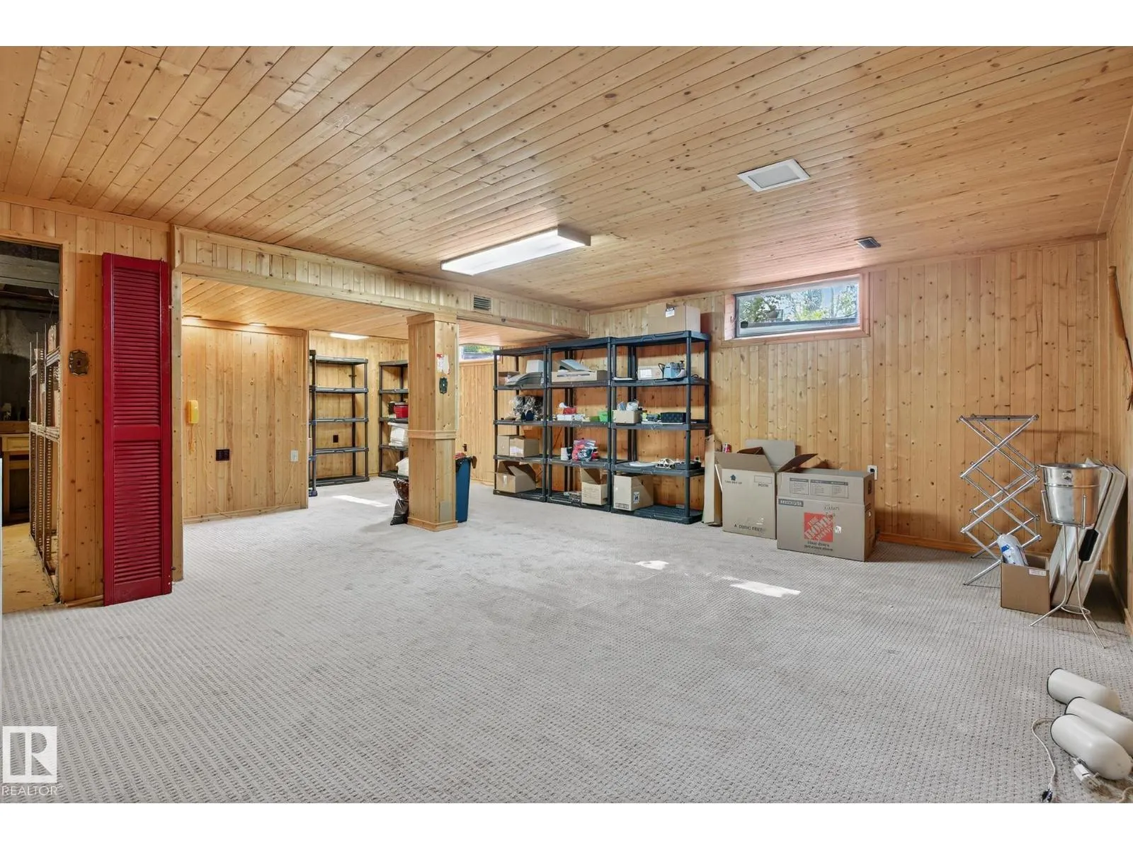 14708 58 AV NW