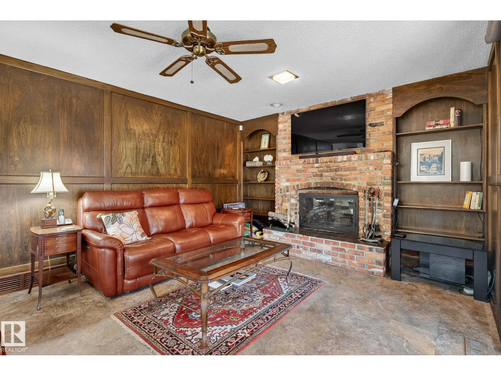 14708 58 AV NW