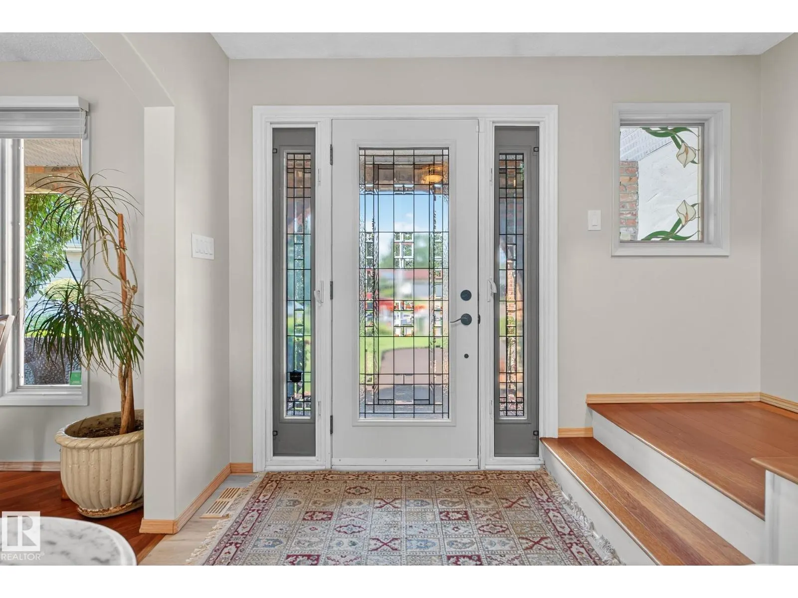 14708 58 AV NW