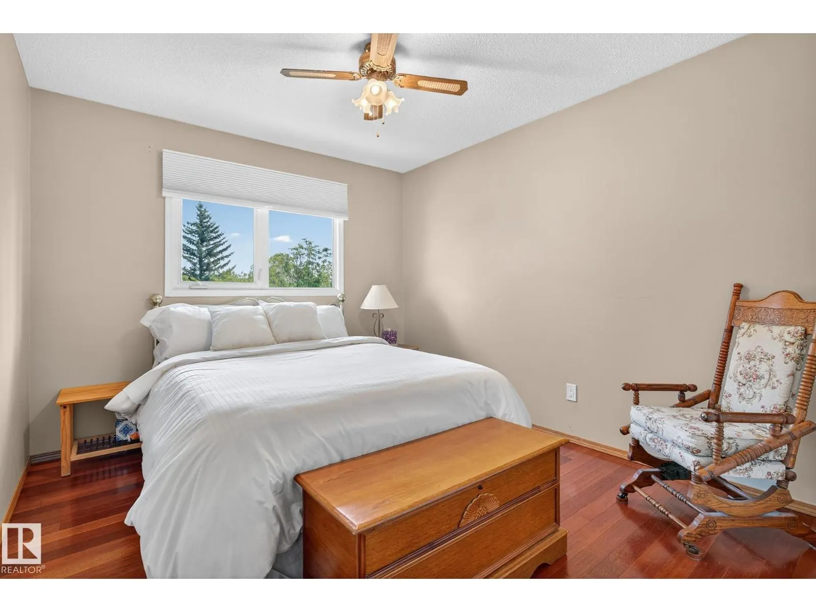 14708 58 AV NW