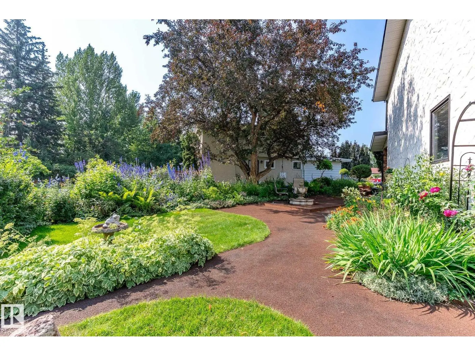 14708 58 AV NW