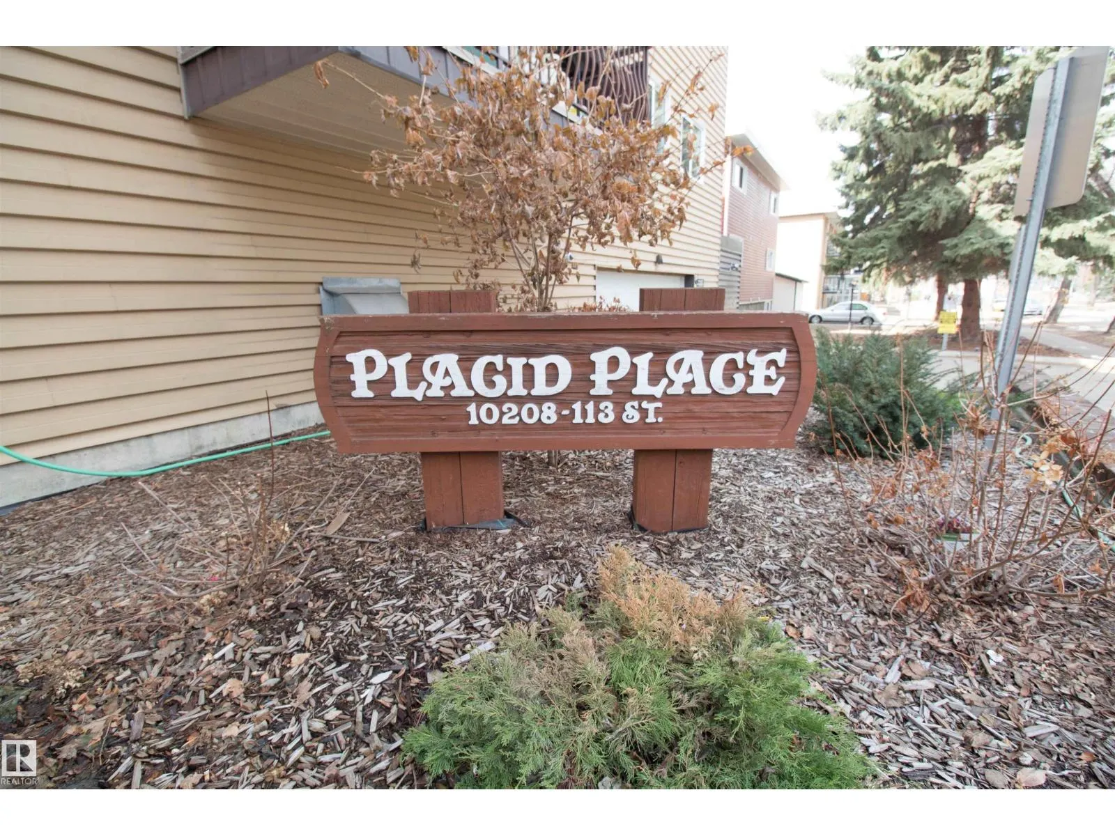 #38 10208 113 ST NW