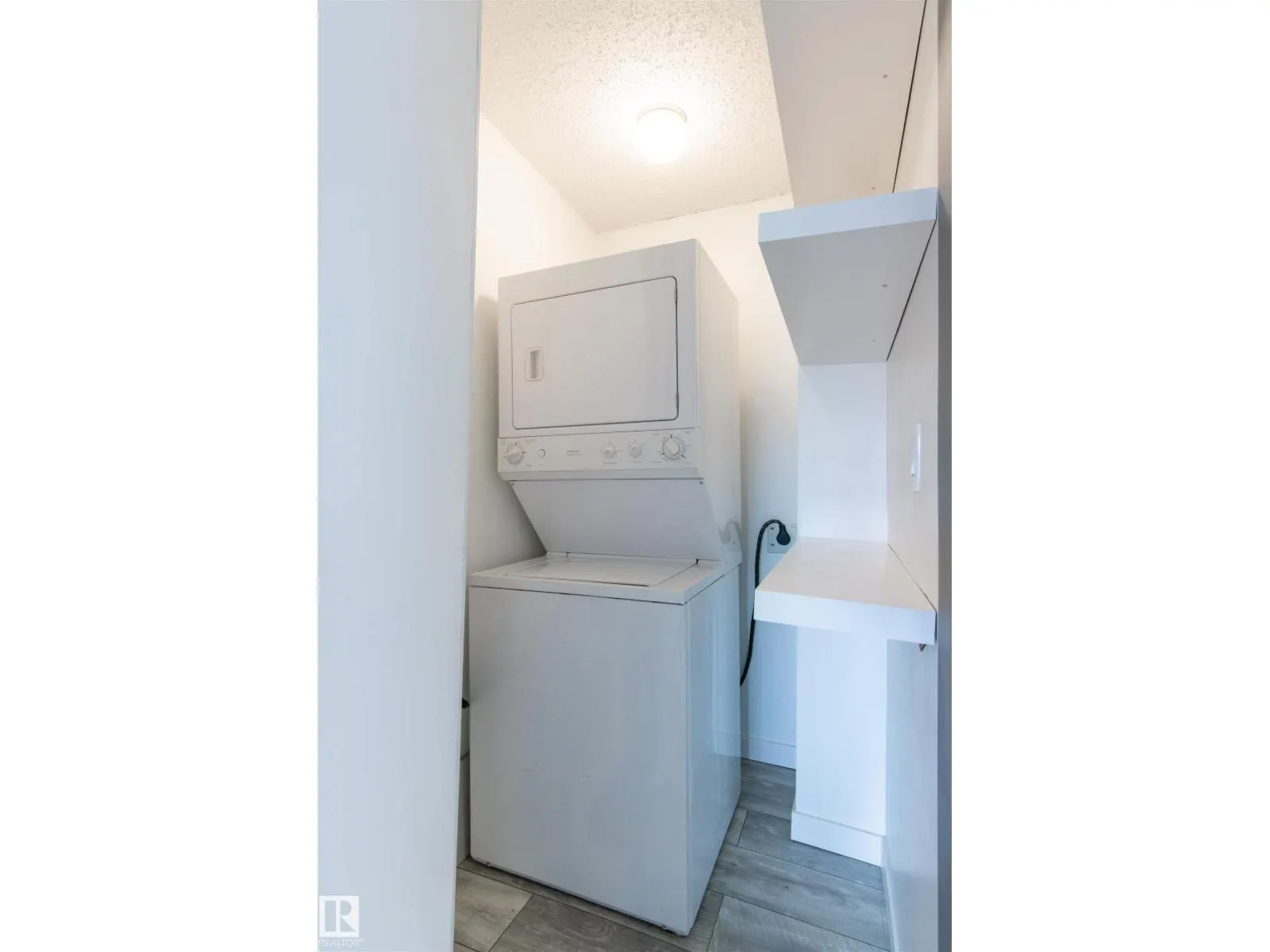 #38 10208 113 ST NW
