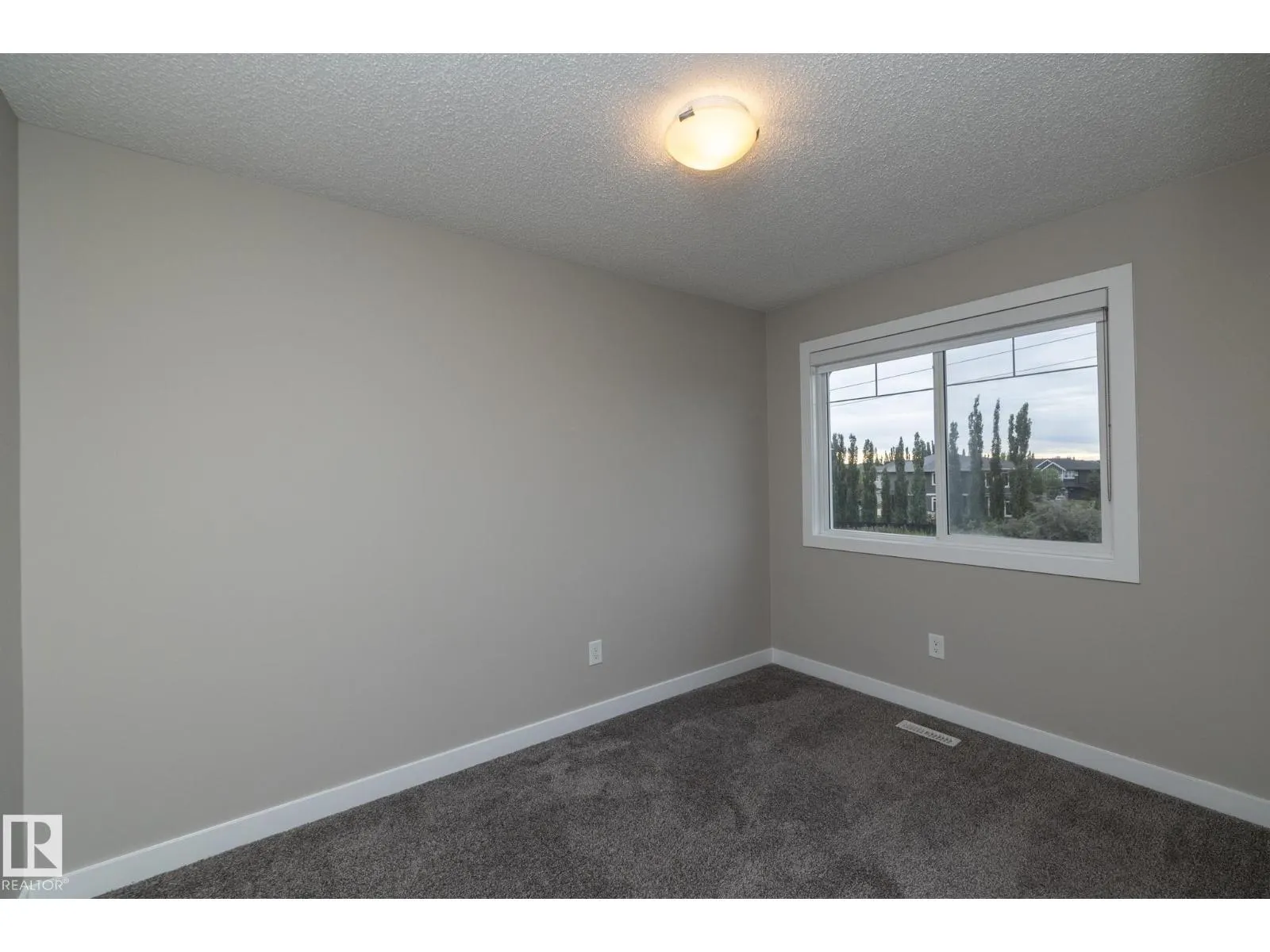 #22 13139 205 ST NW