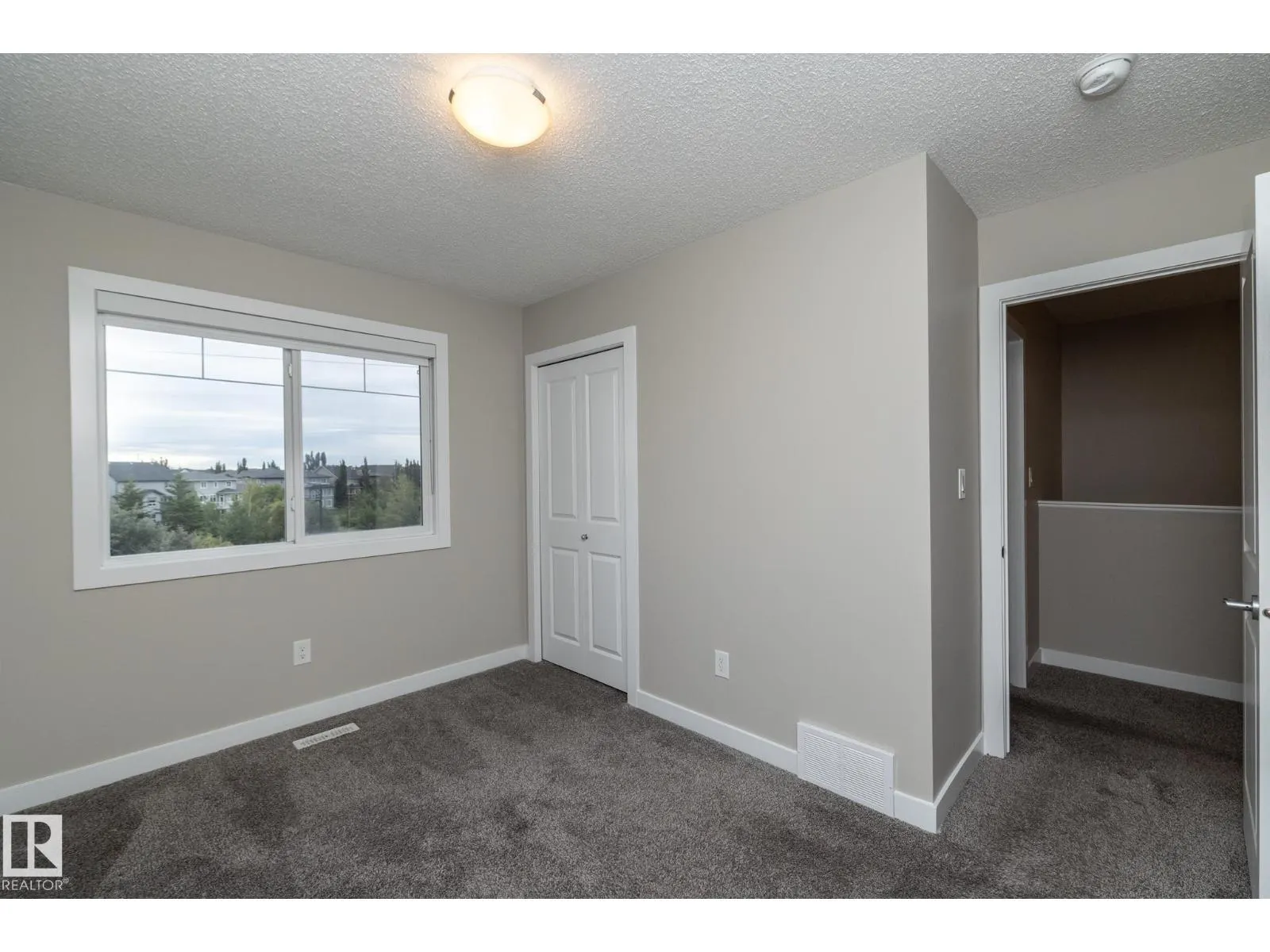 #22 13139 205 ST NW