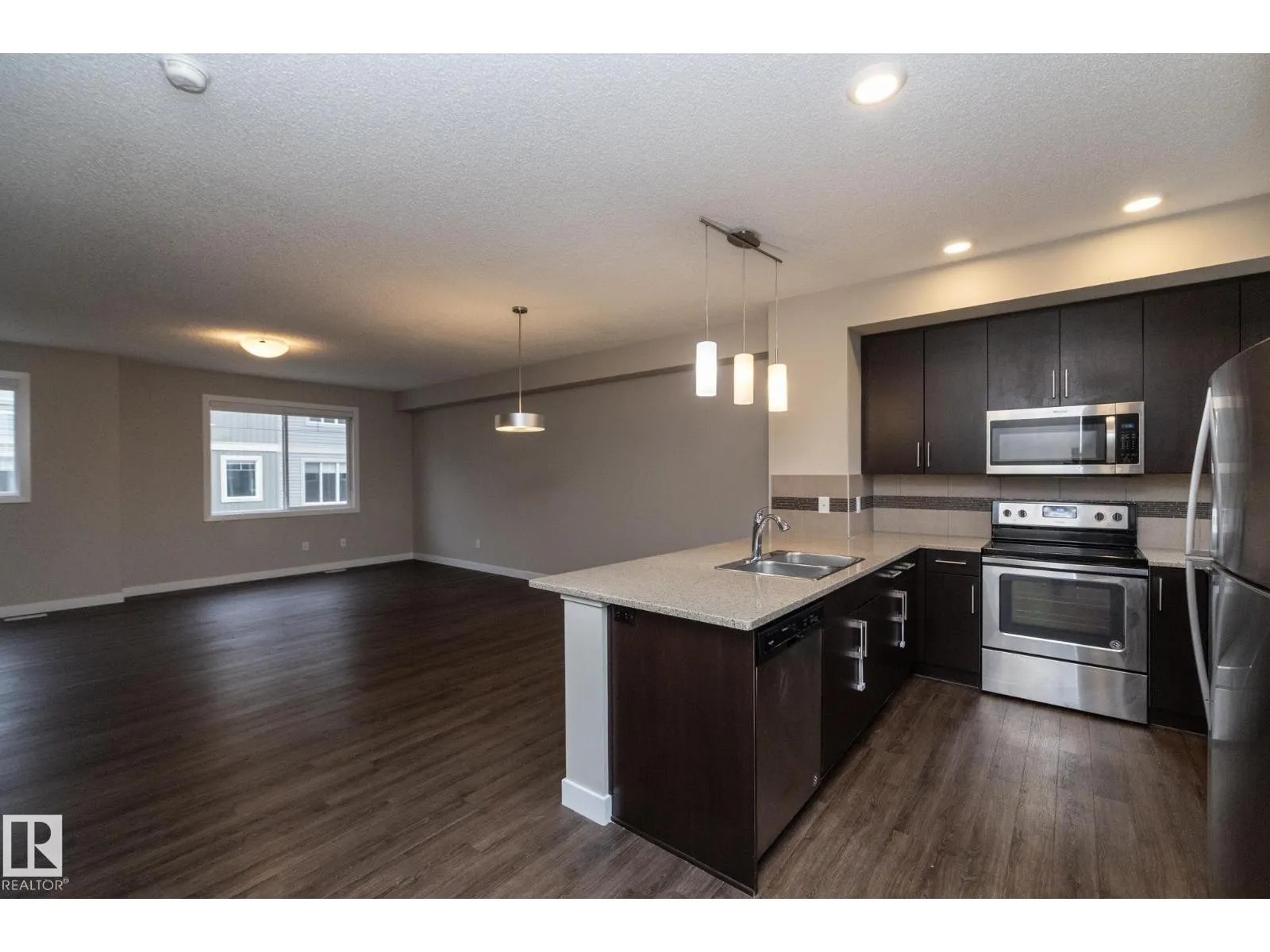 #22 13139 205 ST NW