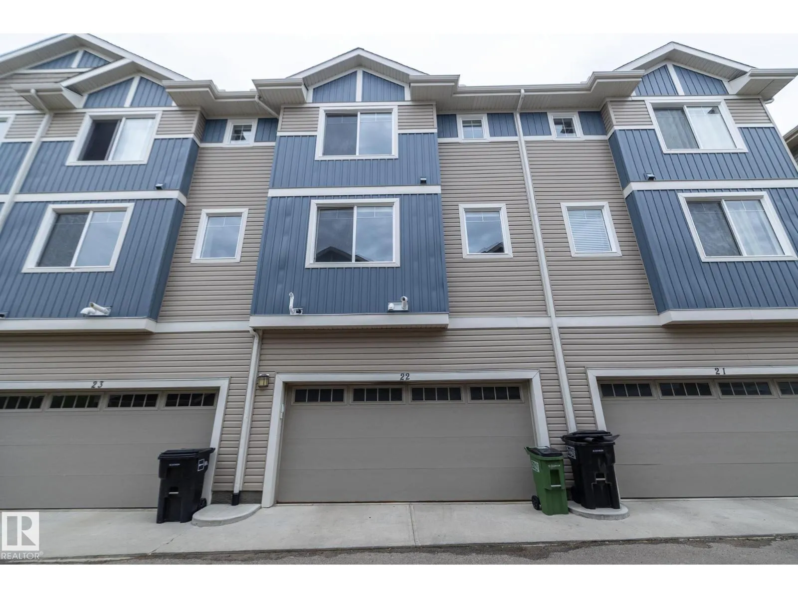#22 13139 205 ST NW