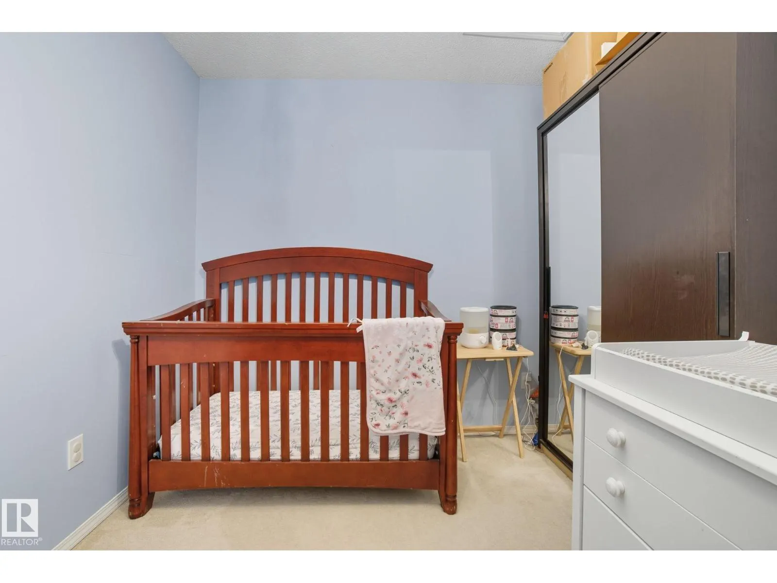 #34 604 62 ST SW