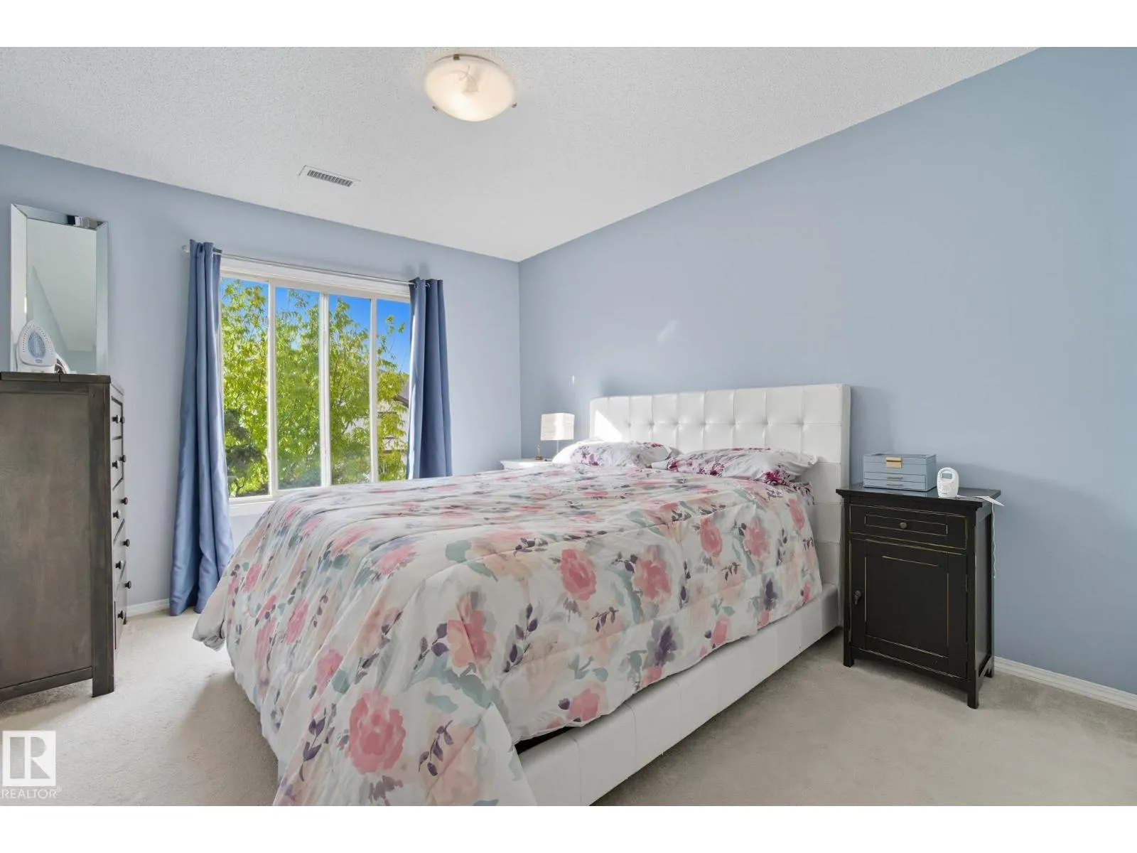 #34 604 62 ST SW