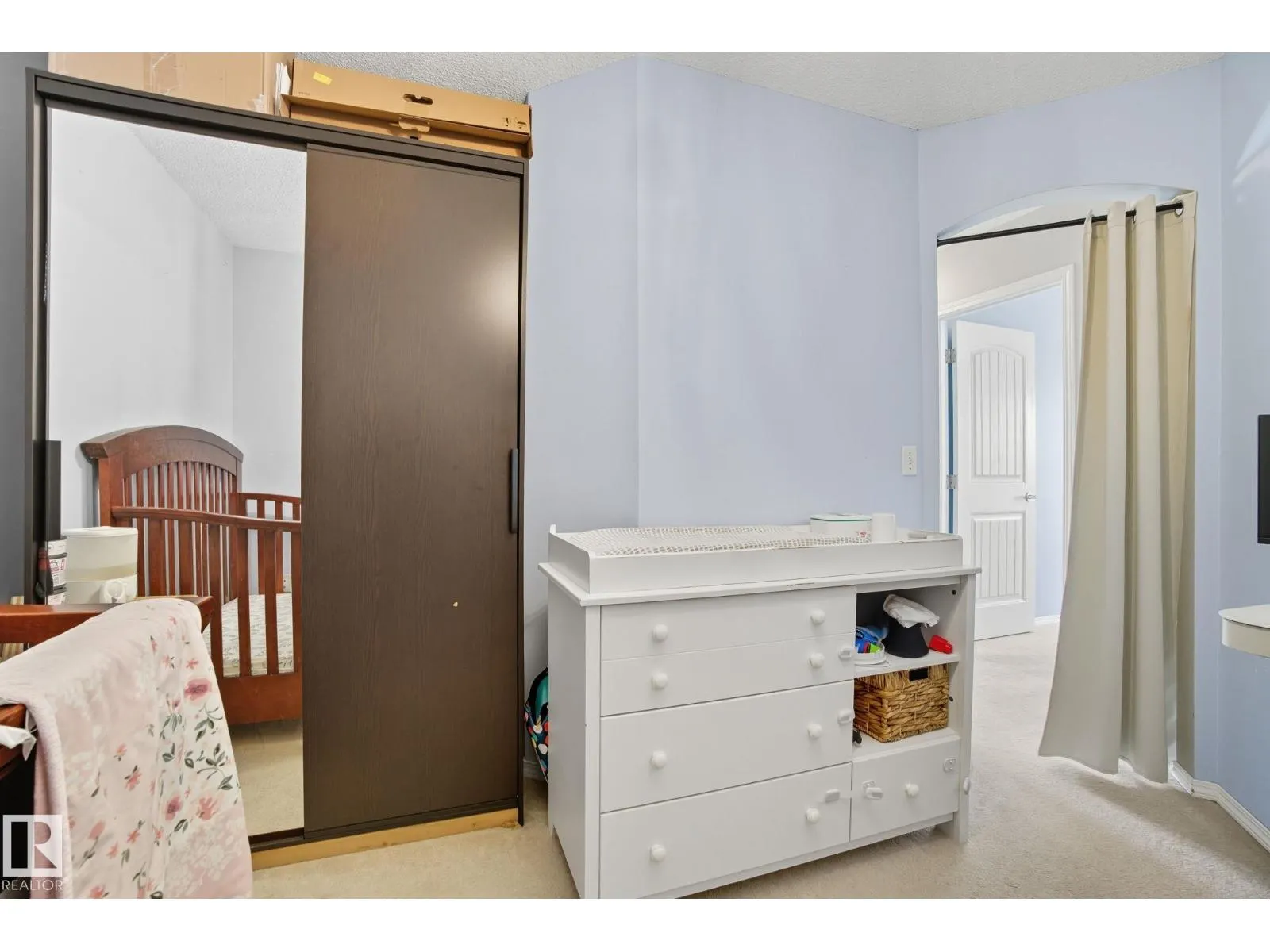 #34 604 62 ST SW
