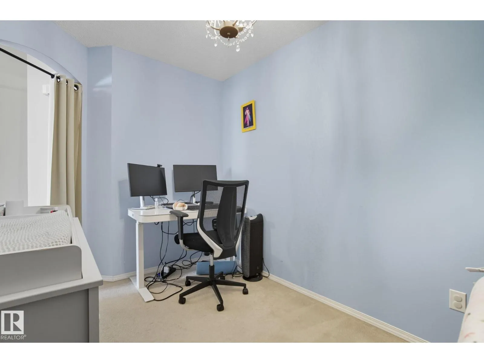 #34 604 62 ST SW