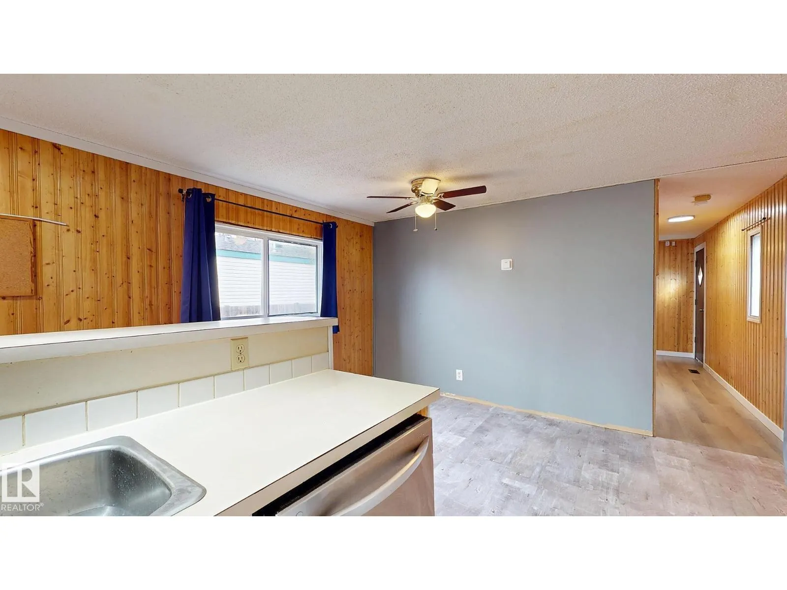 22 West View BV NW