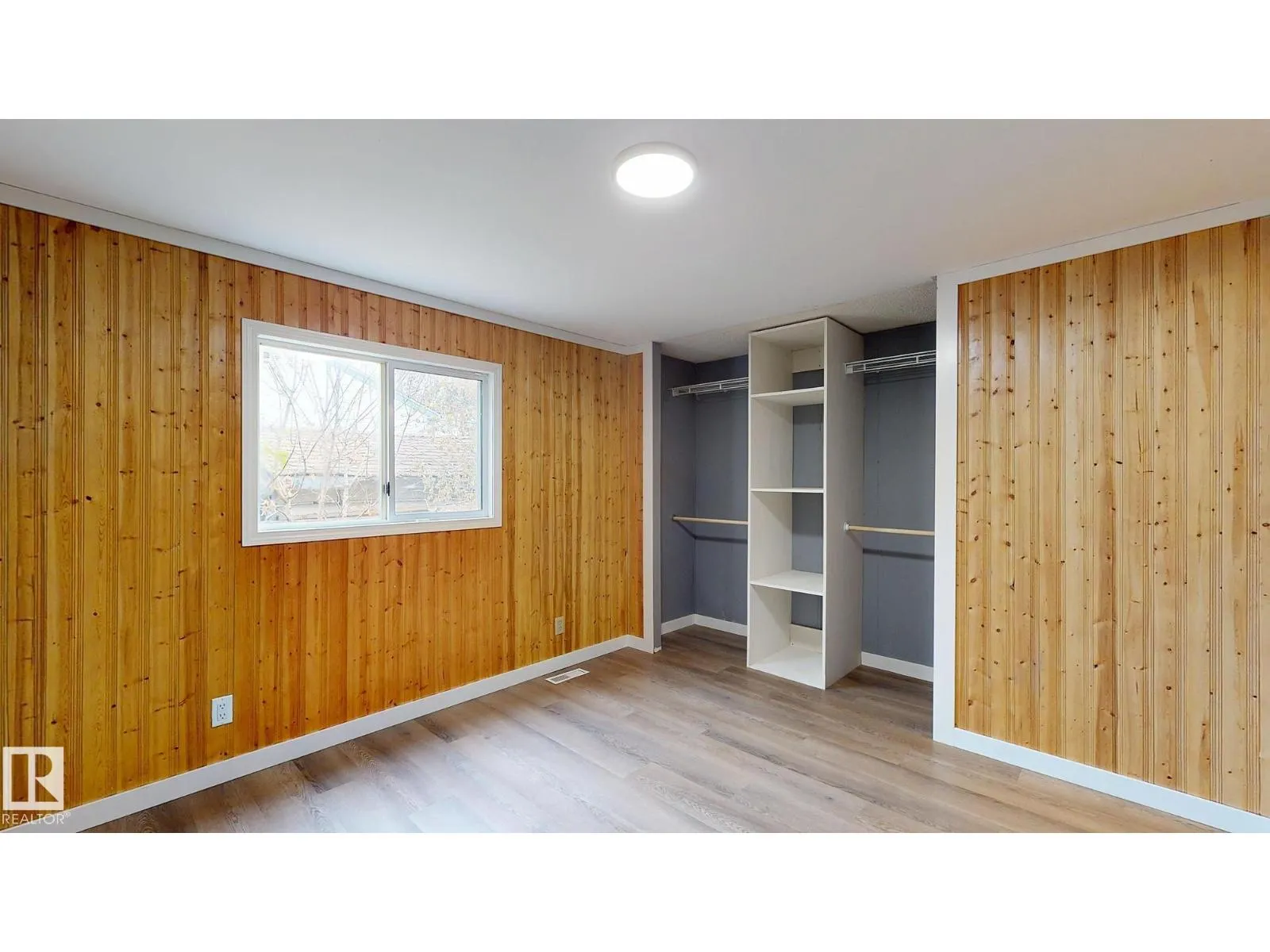 22 West View BV NW