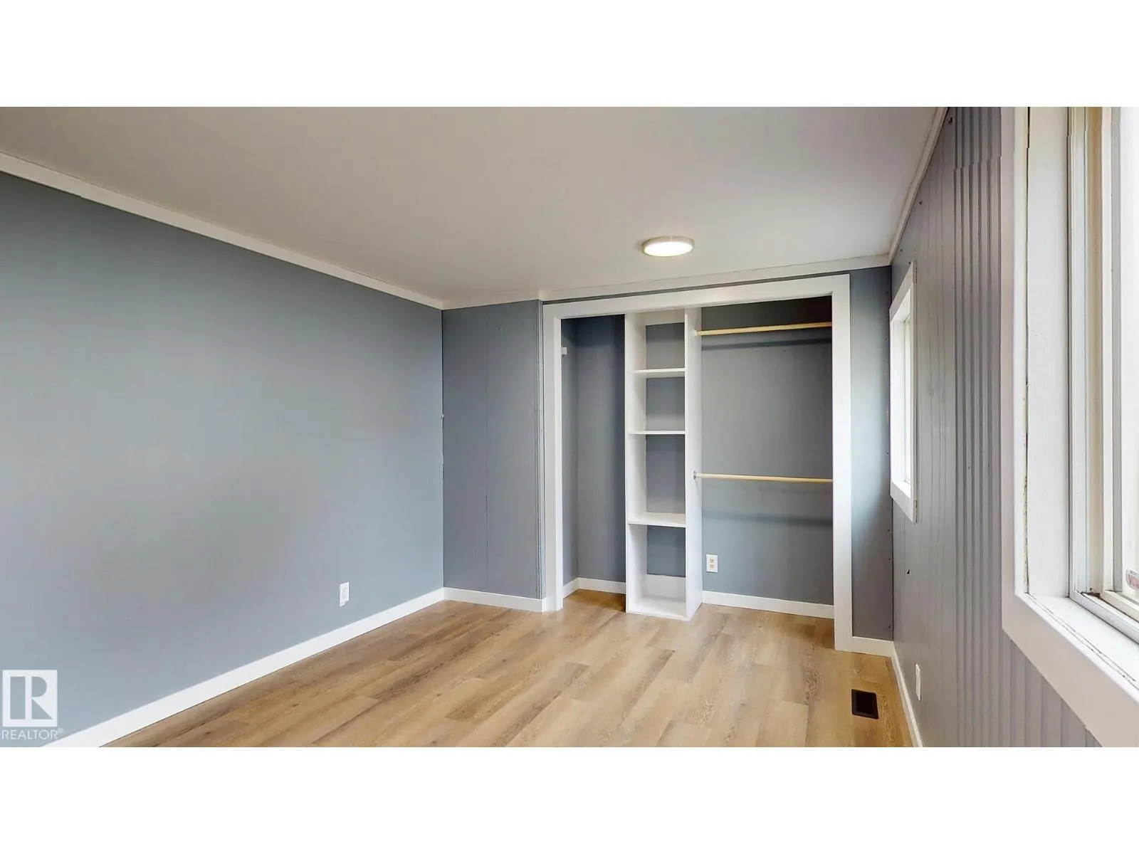 22 West View BV NW
