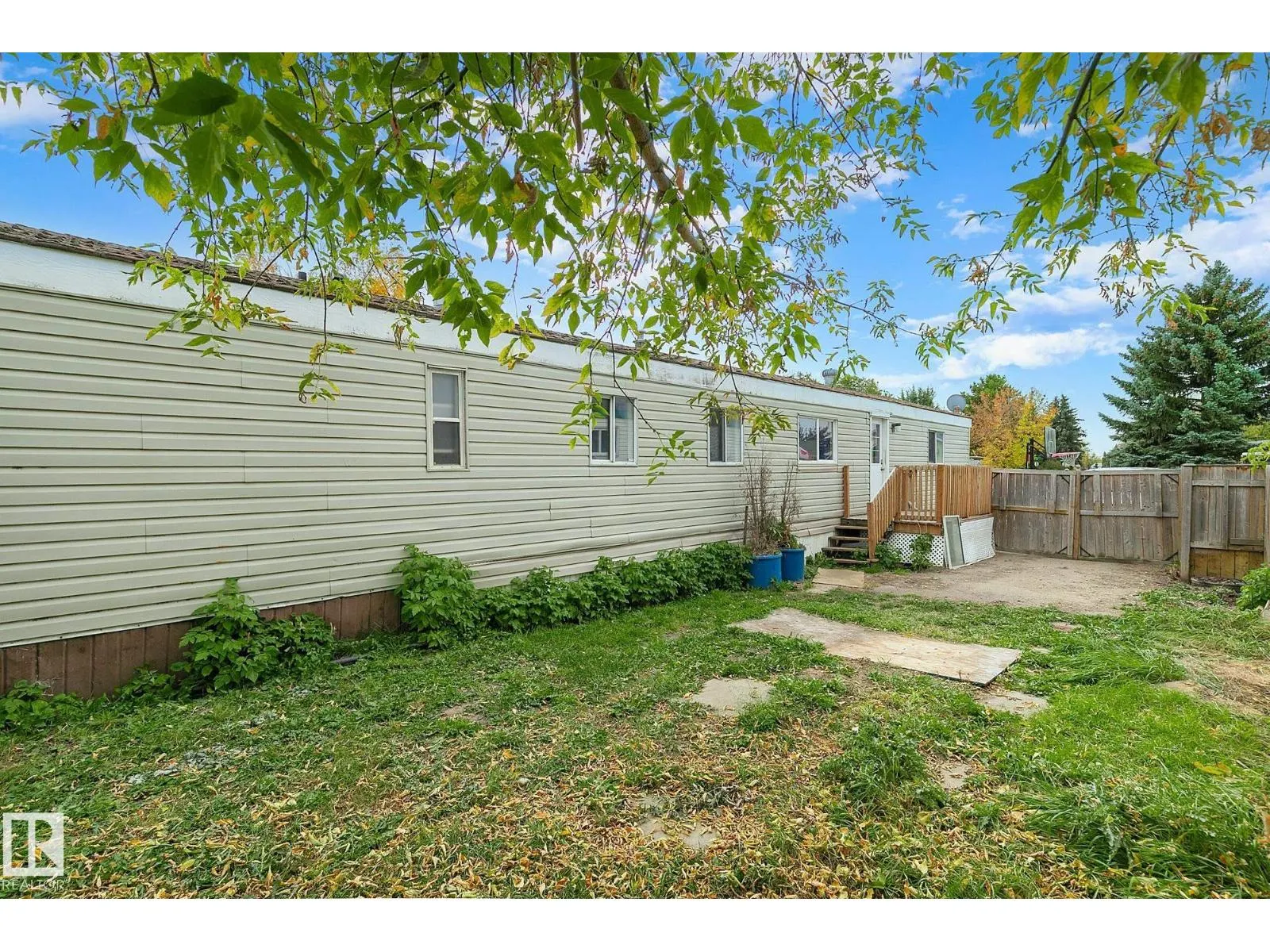 22 West View BV NW