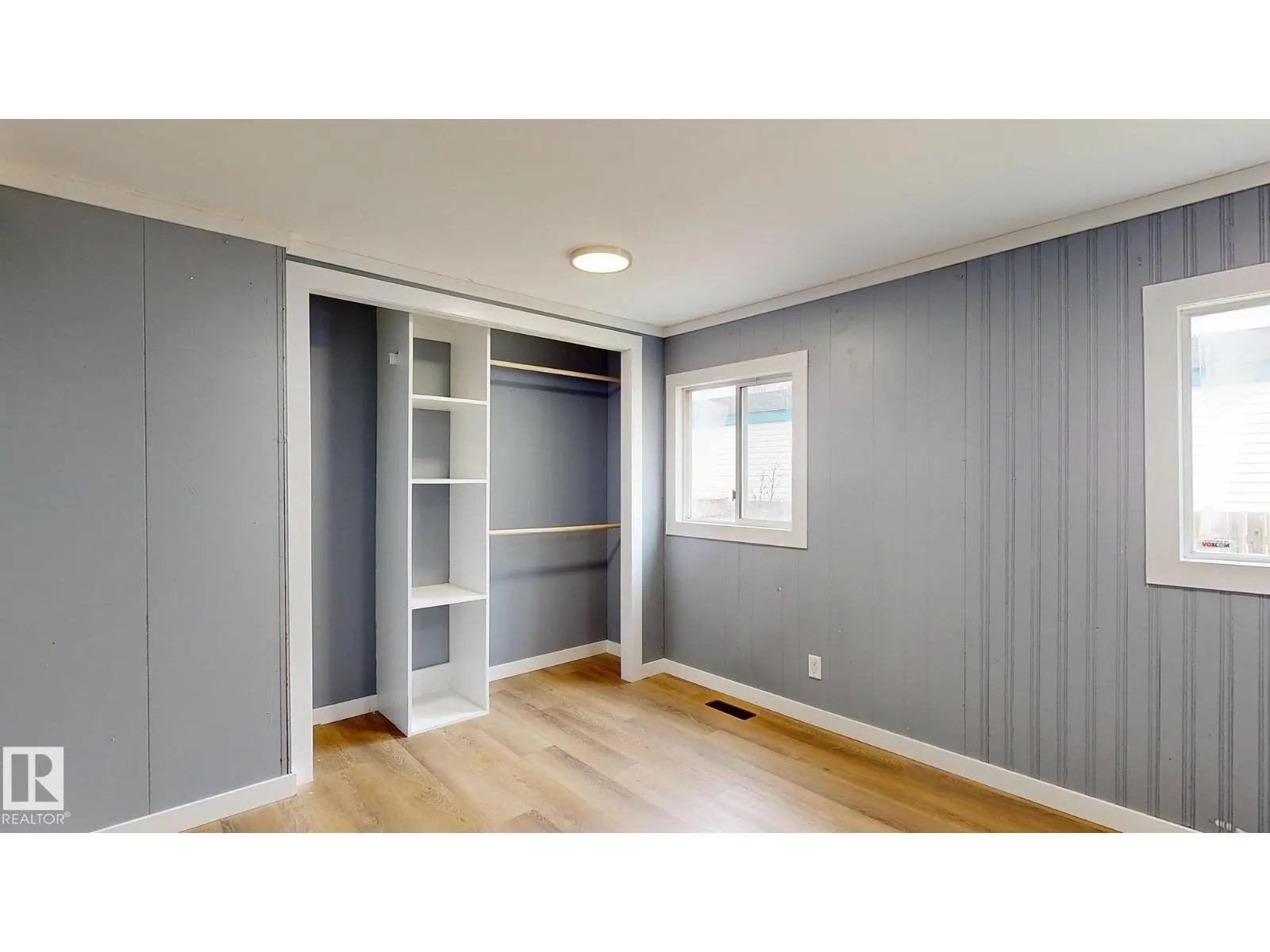 22 West View BV NW