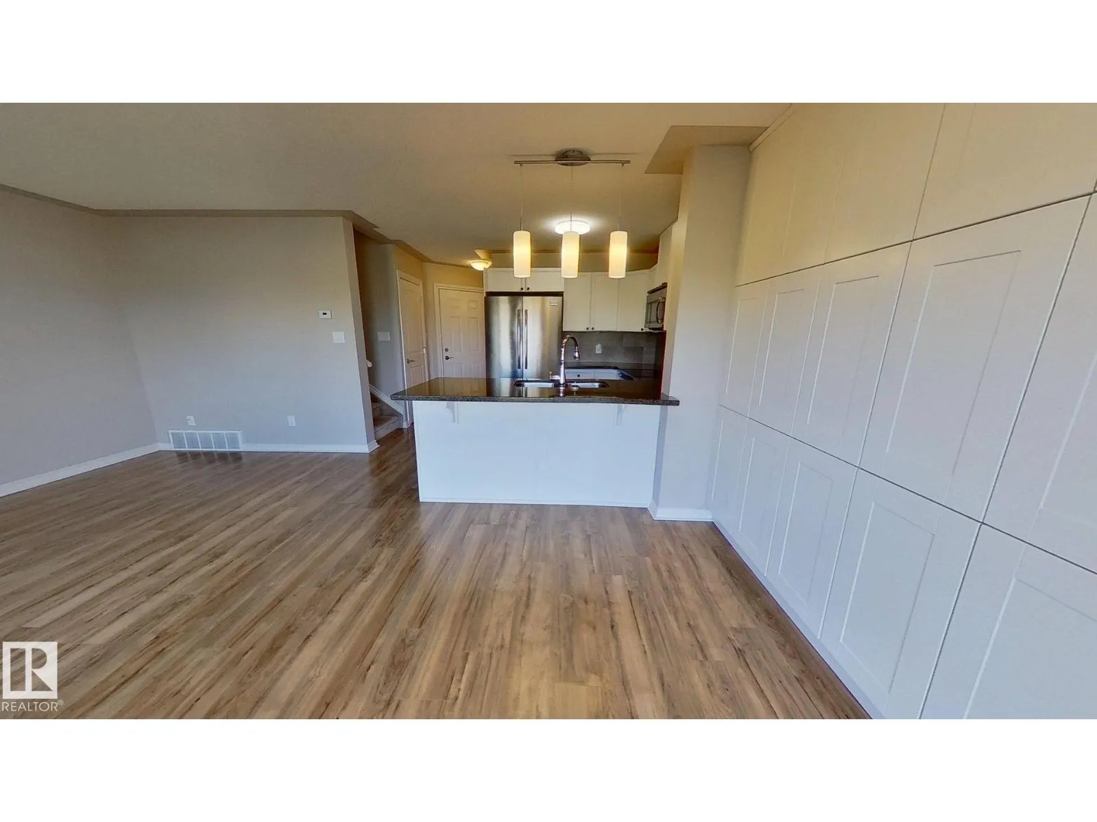#136 5420 GRANT MACEWAN BV